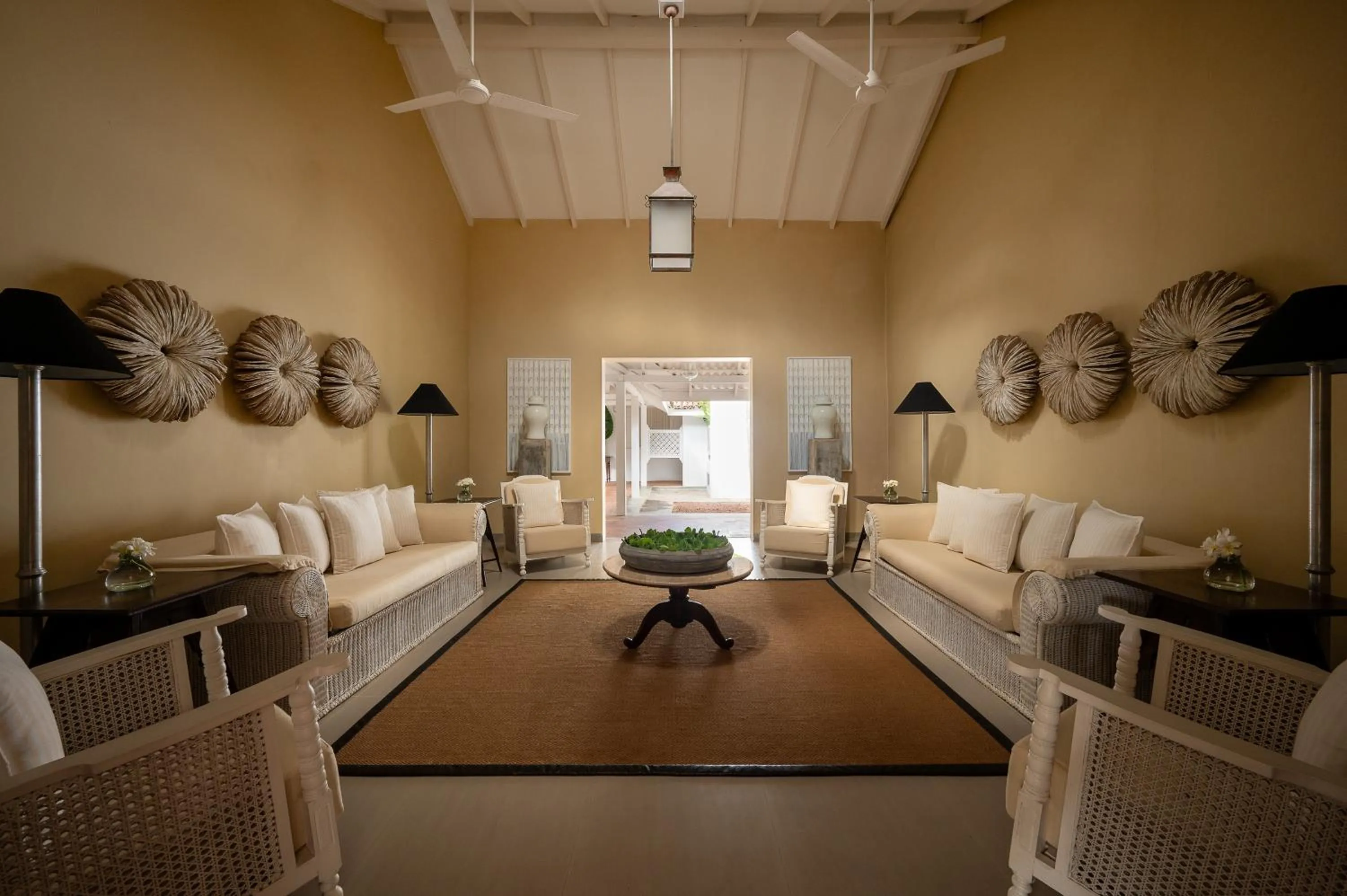 Living room in Nyne Hotels Rock Villa - Bentota