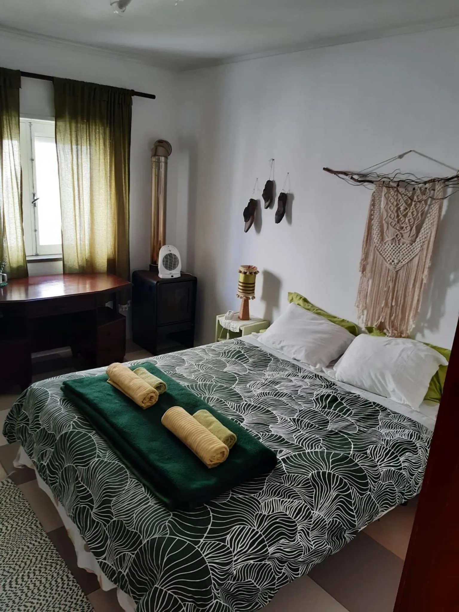 Photo of the whole room, Bed in Olive Hostel Lagos