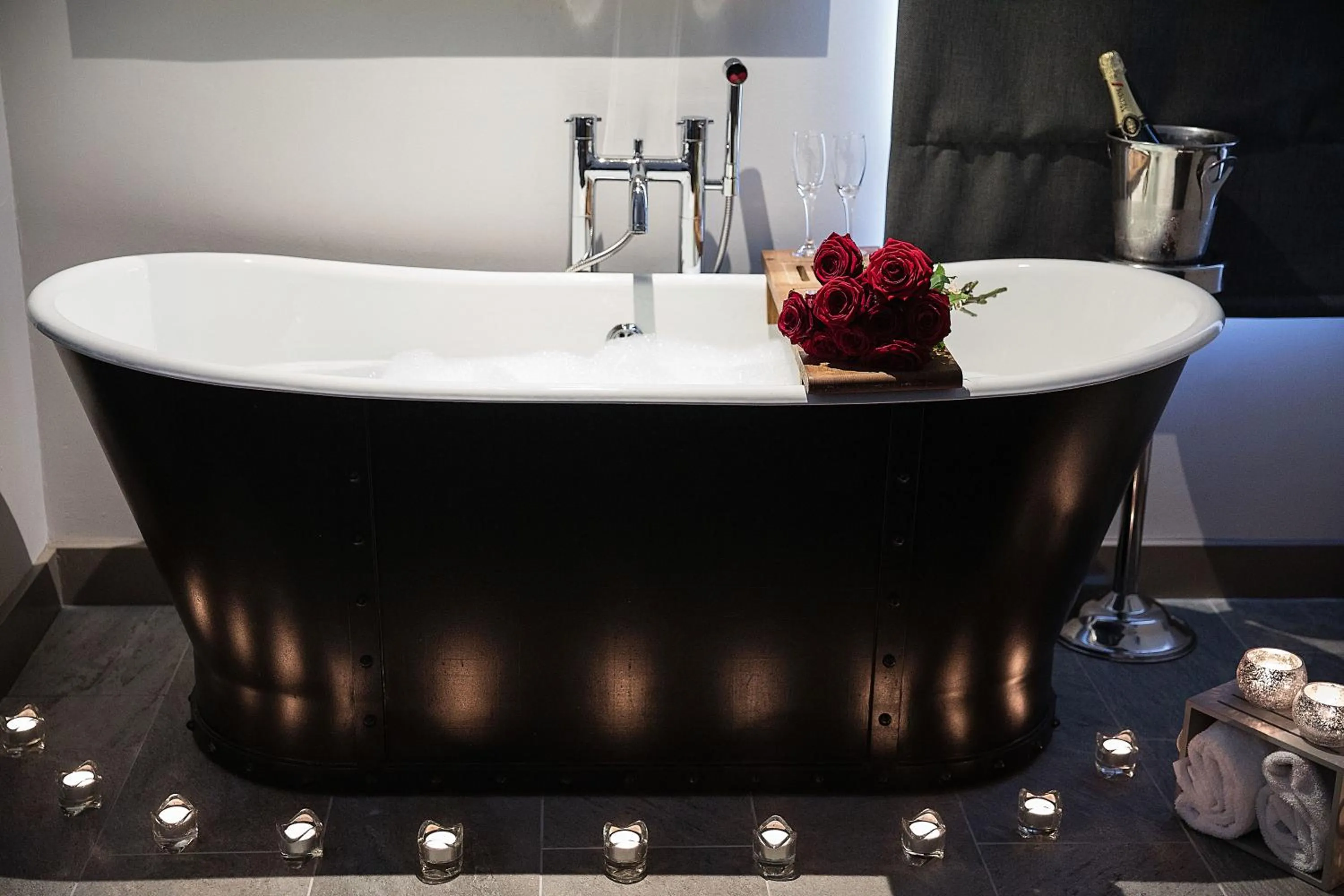 Bath in Malmaison Oxford