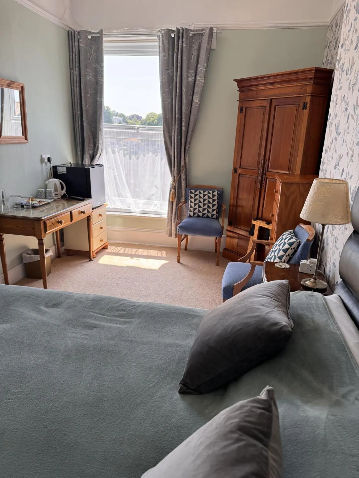 Bedroom in The Shirley