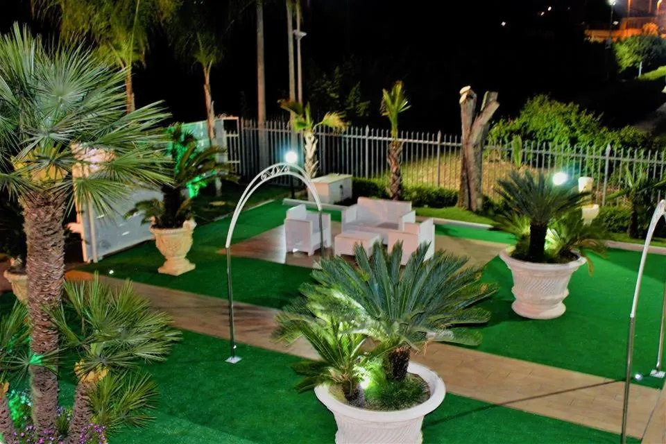 Garden in Il Postiglione Hotel - Sala Ricevimenti Minturno