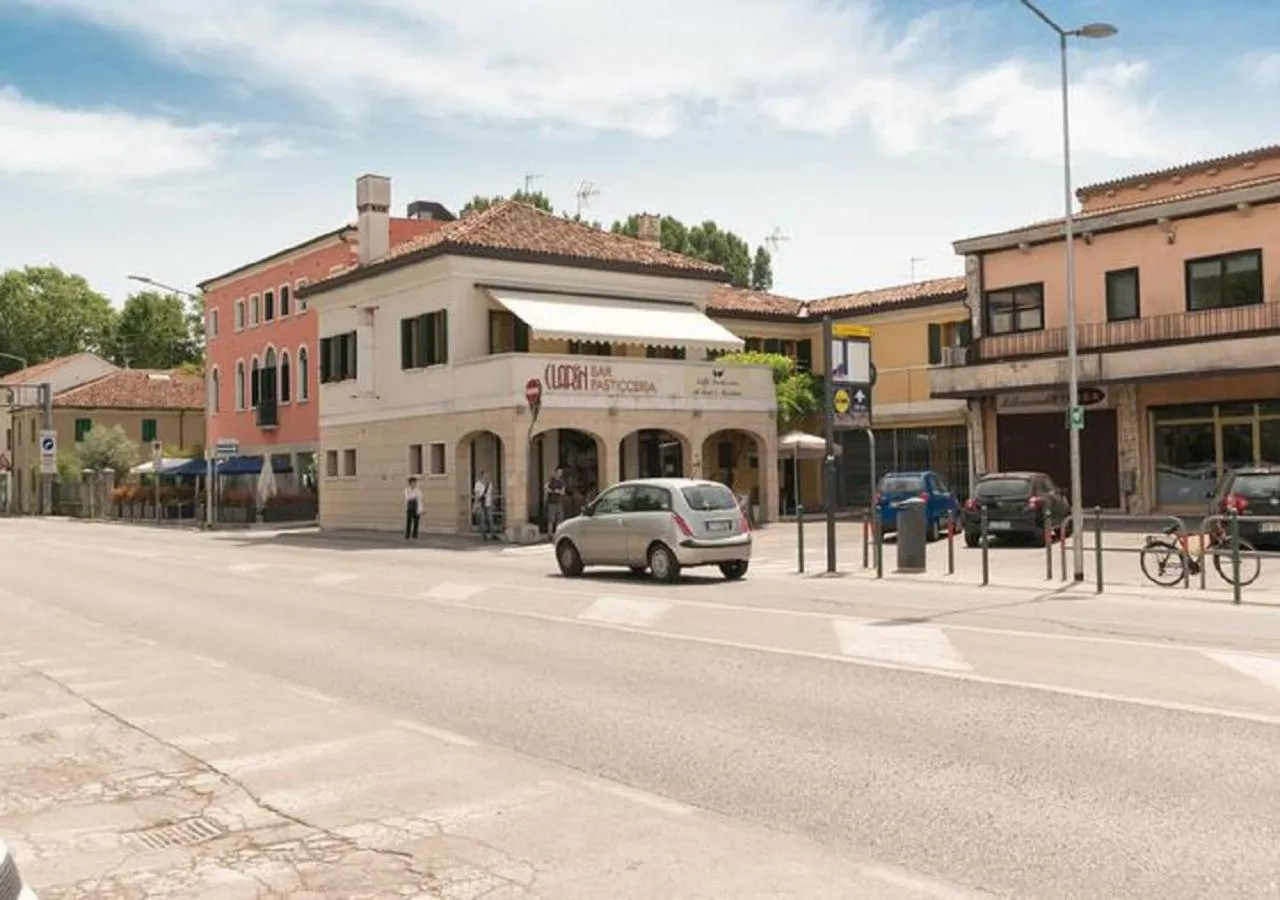 Property building in Al Piccolo Clarin