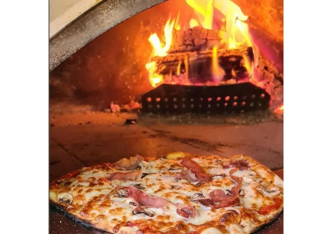 Restaurant/places to eat in Florence House Boutique Hotel and Restaurant