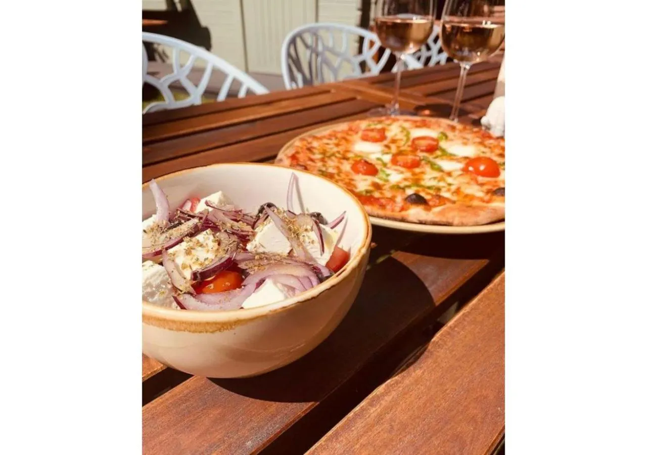 Restaurant/places to eat in Florence House Boutique Hotel and Restaurant