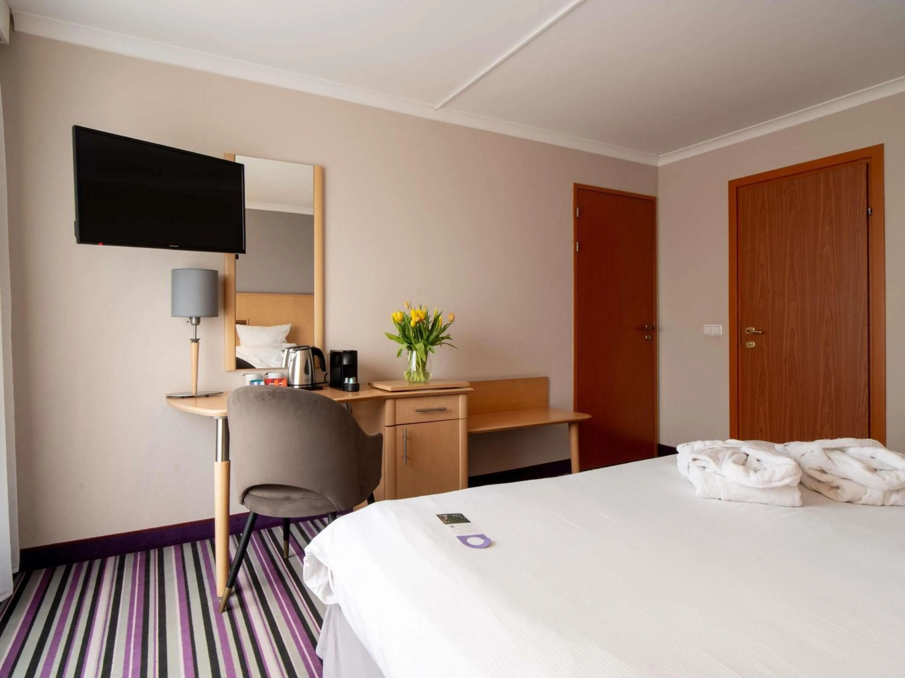 Photo of the whole room, Bed in Mercure Cieszyn