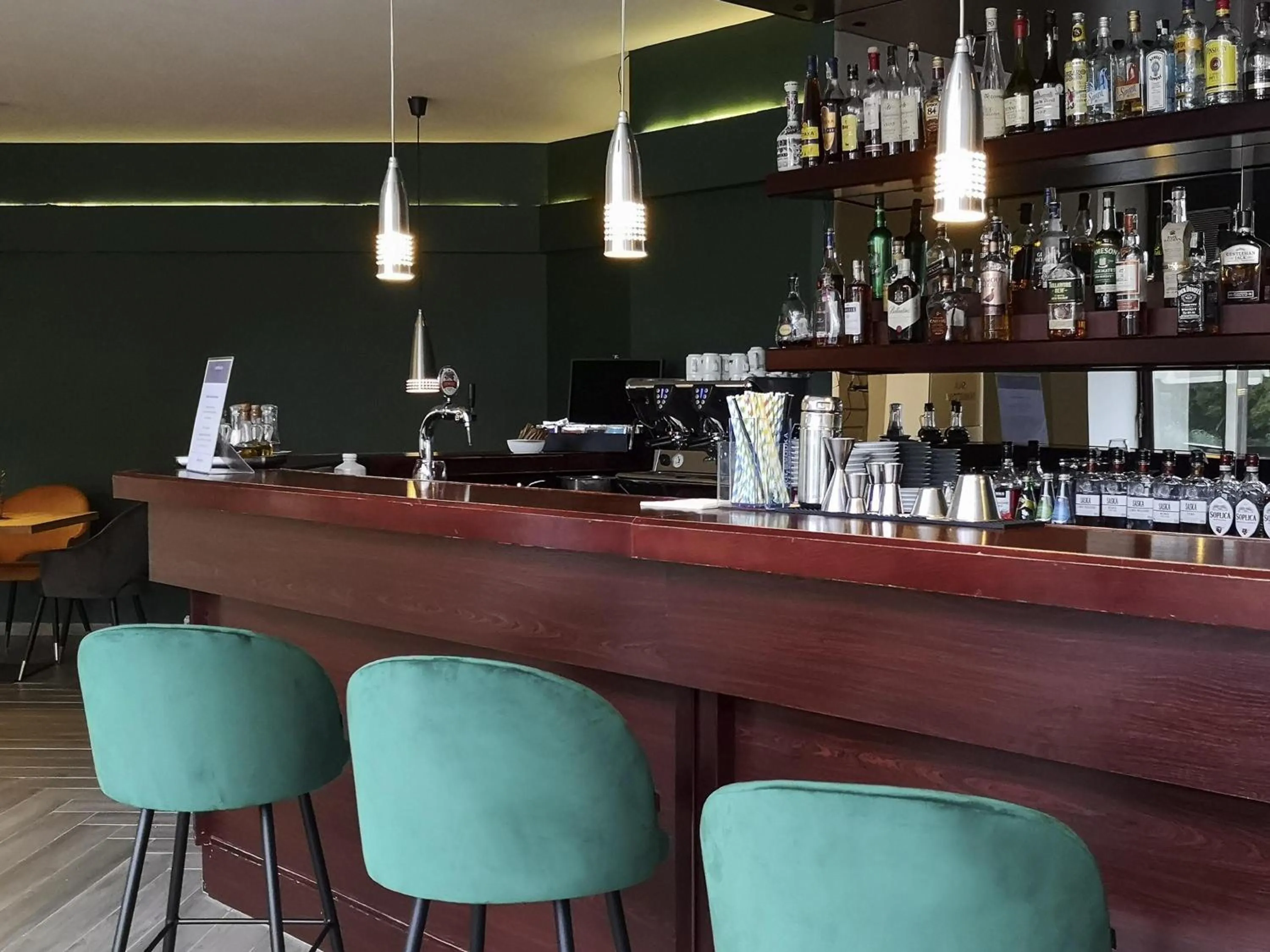 Lounge or bar in Mercure Cieszyn