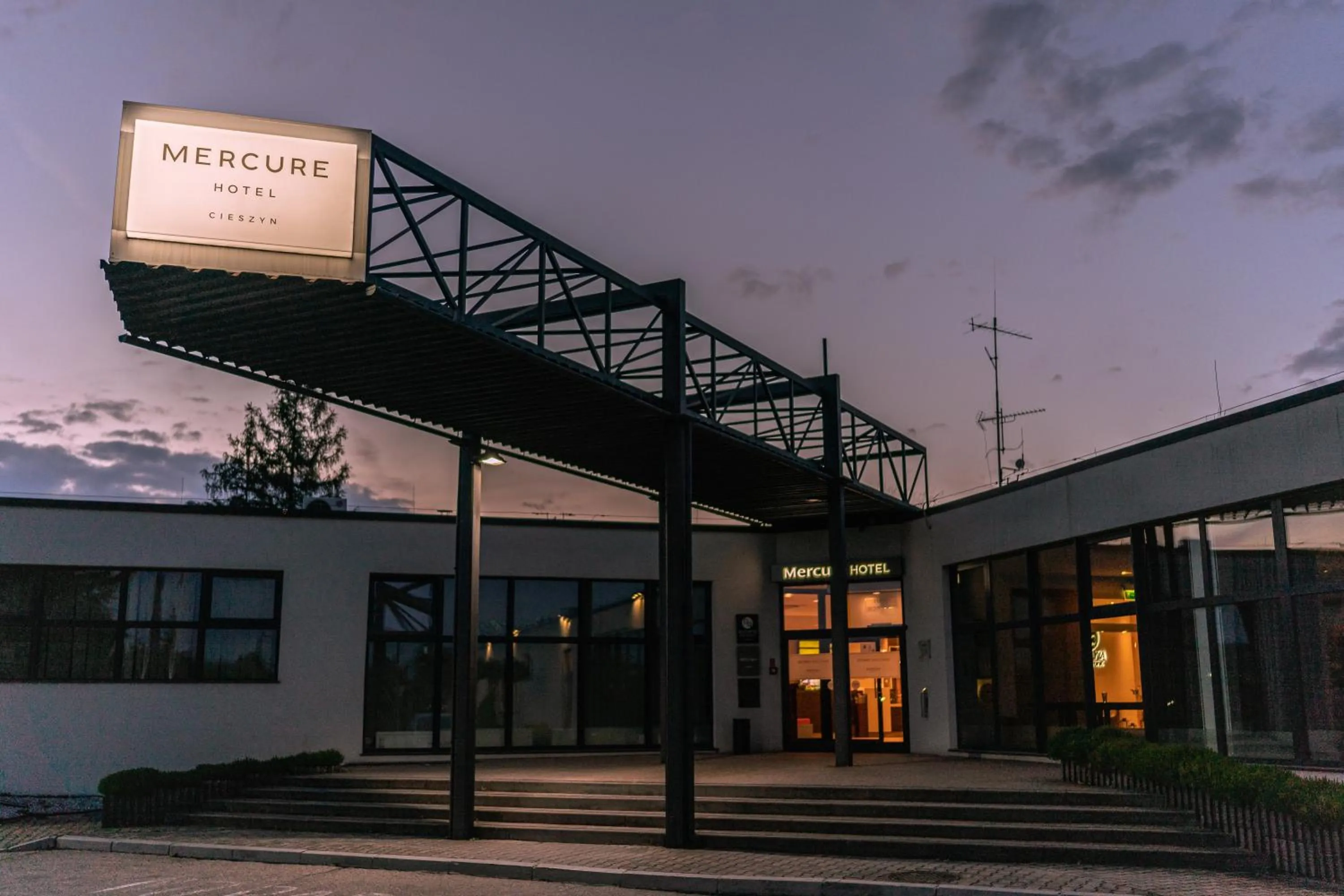 Facade/entrance in Mercure Cieszyn