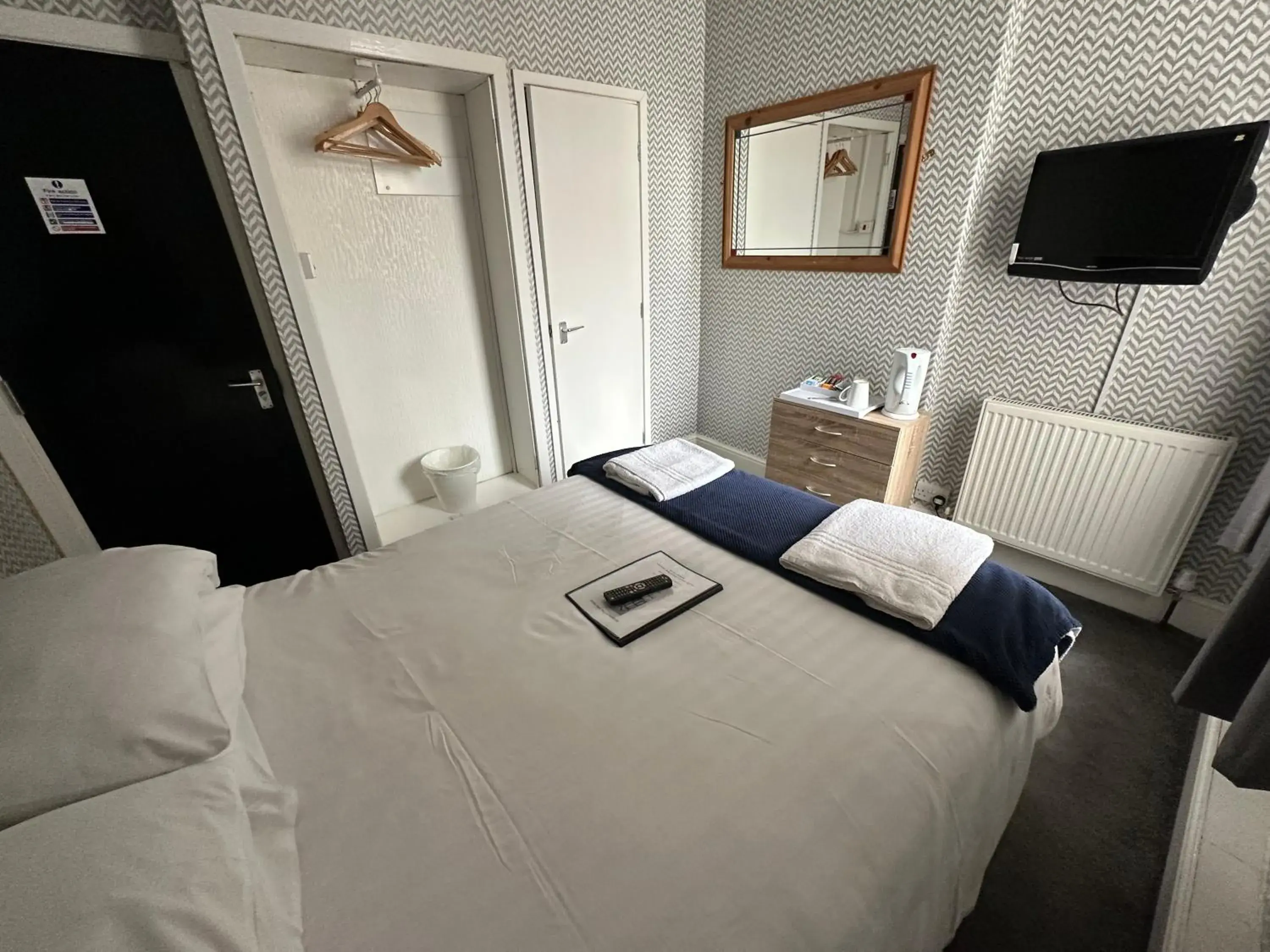 Double Room with Private Bathroom in The Villa Hotel Double Room with Private Bathroom in The Villa Hotel