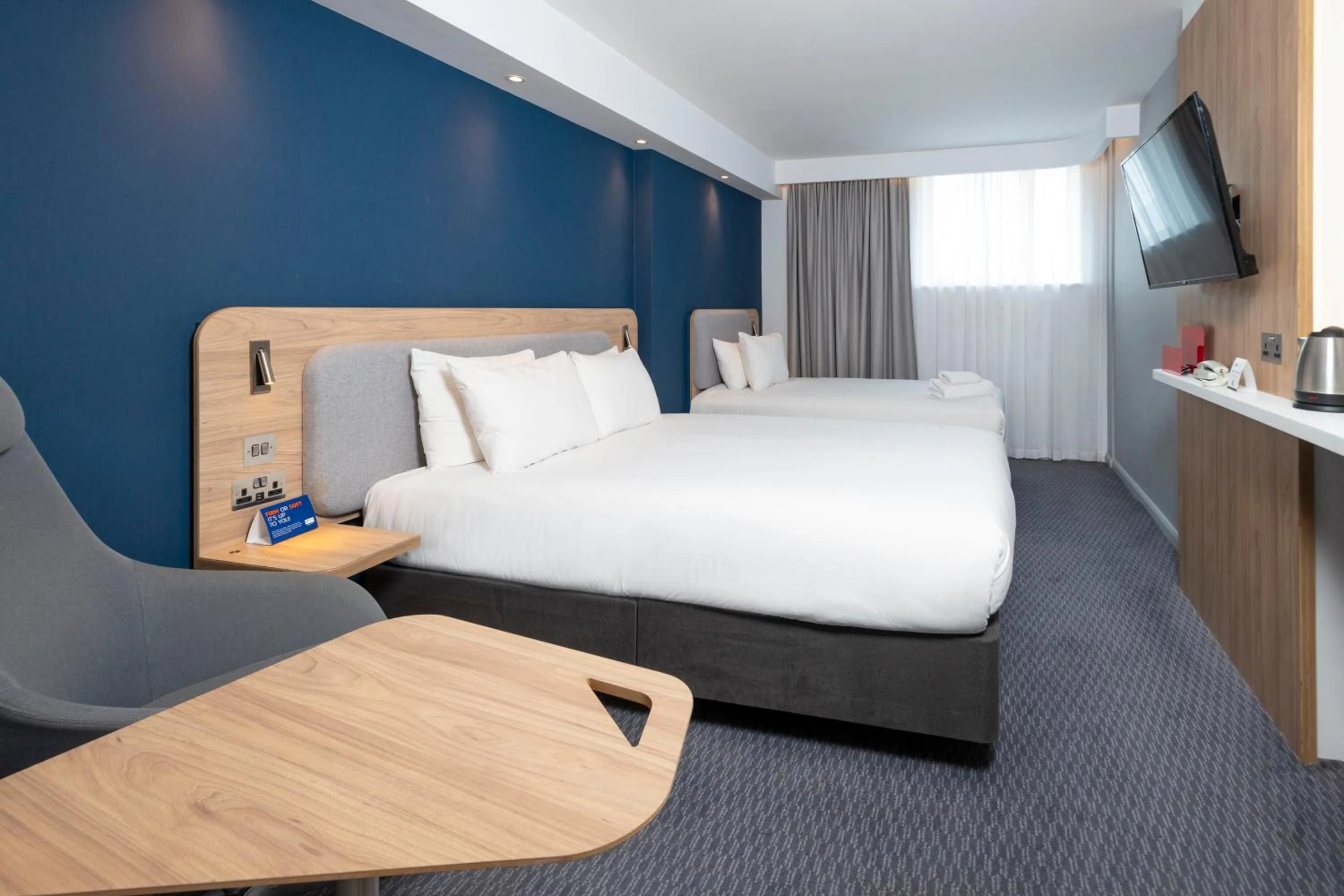 Photo of the whole room, Bed in Holiday Inn Express Swindon City Centre by IHG