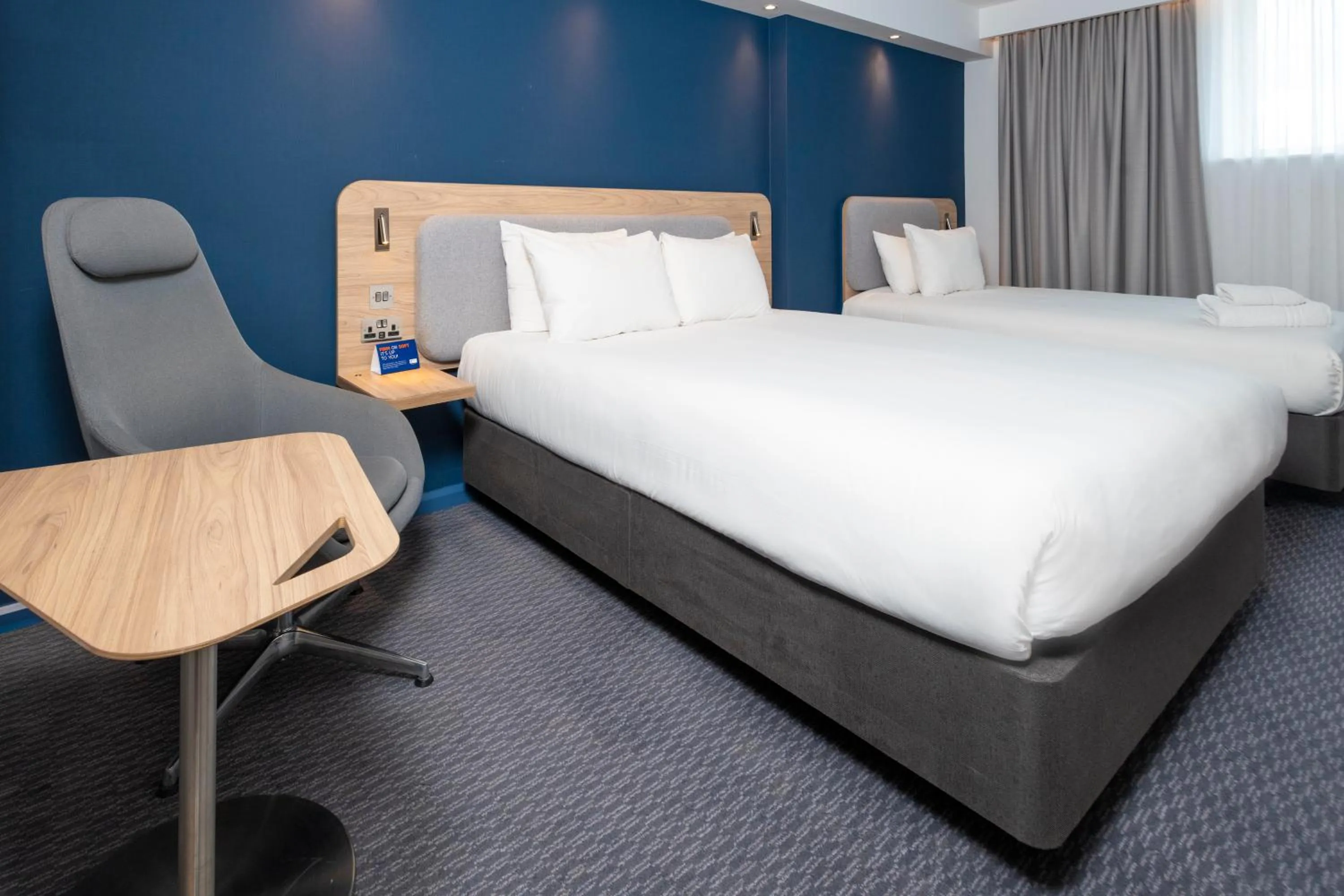 Photo of the whole room, Bed in Holiday Inn Express Swindon City Centre by IHG