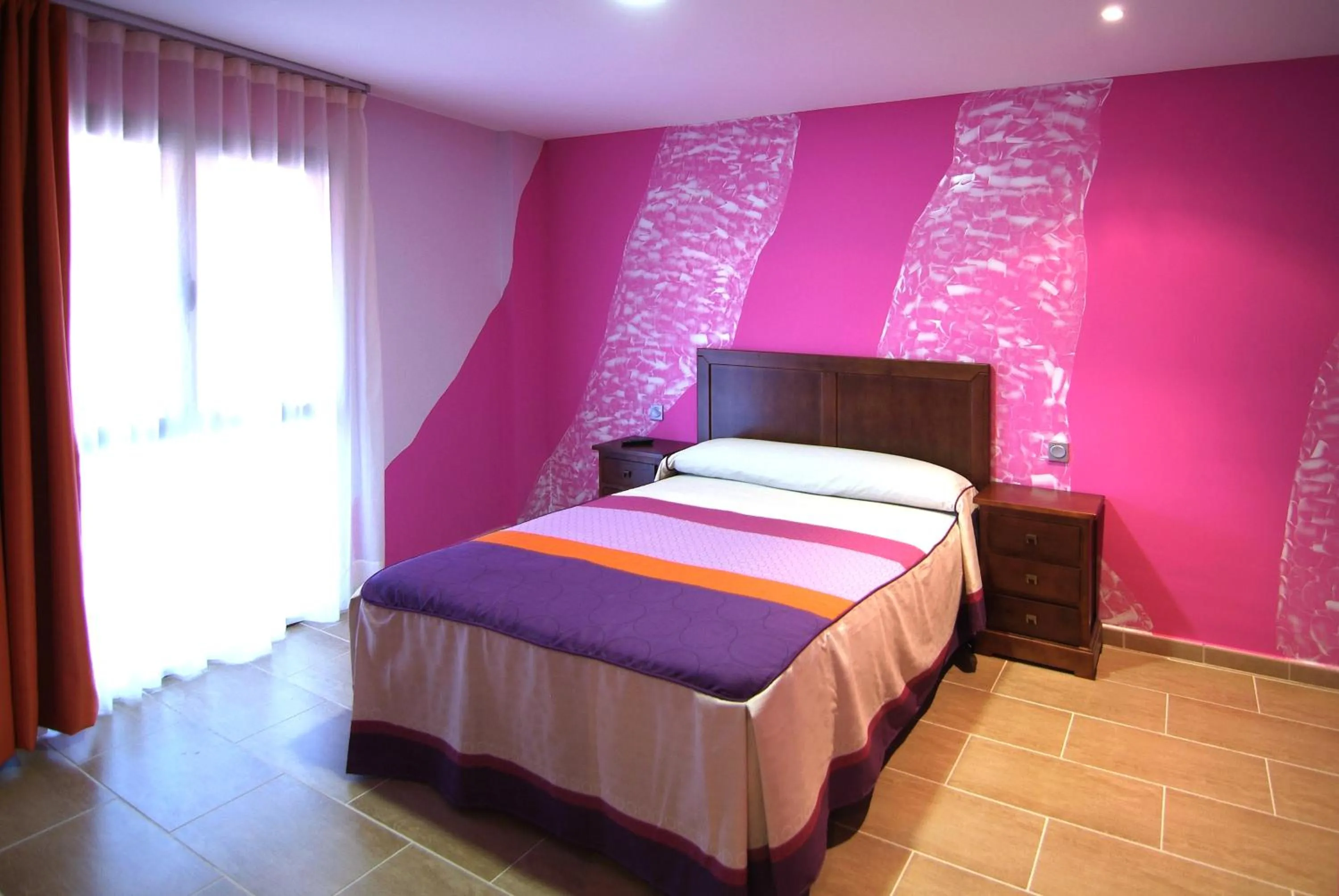 Bed in Apartahotel La Corrala