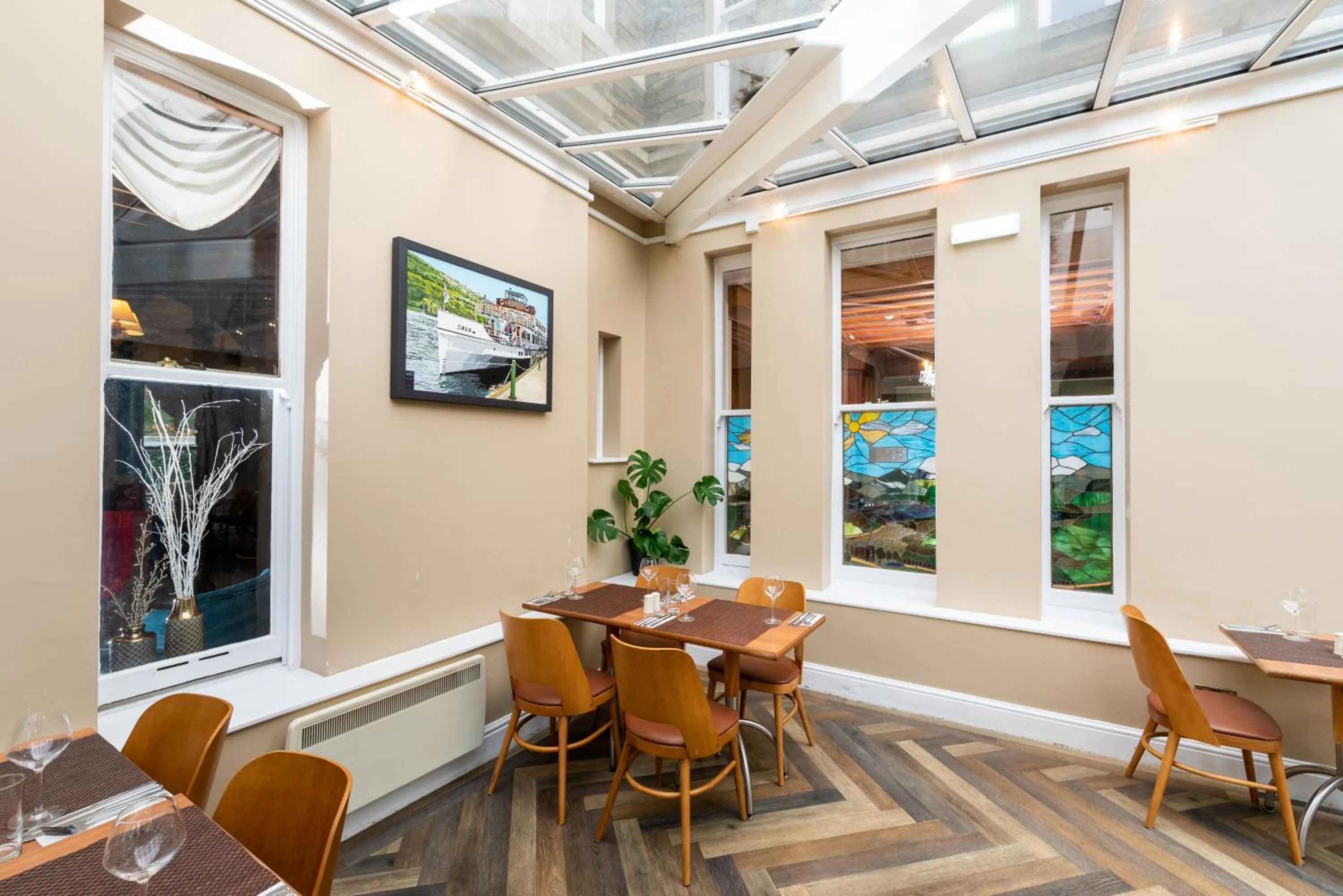 Restaurant/places to eat in Windermere Manor Hotel