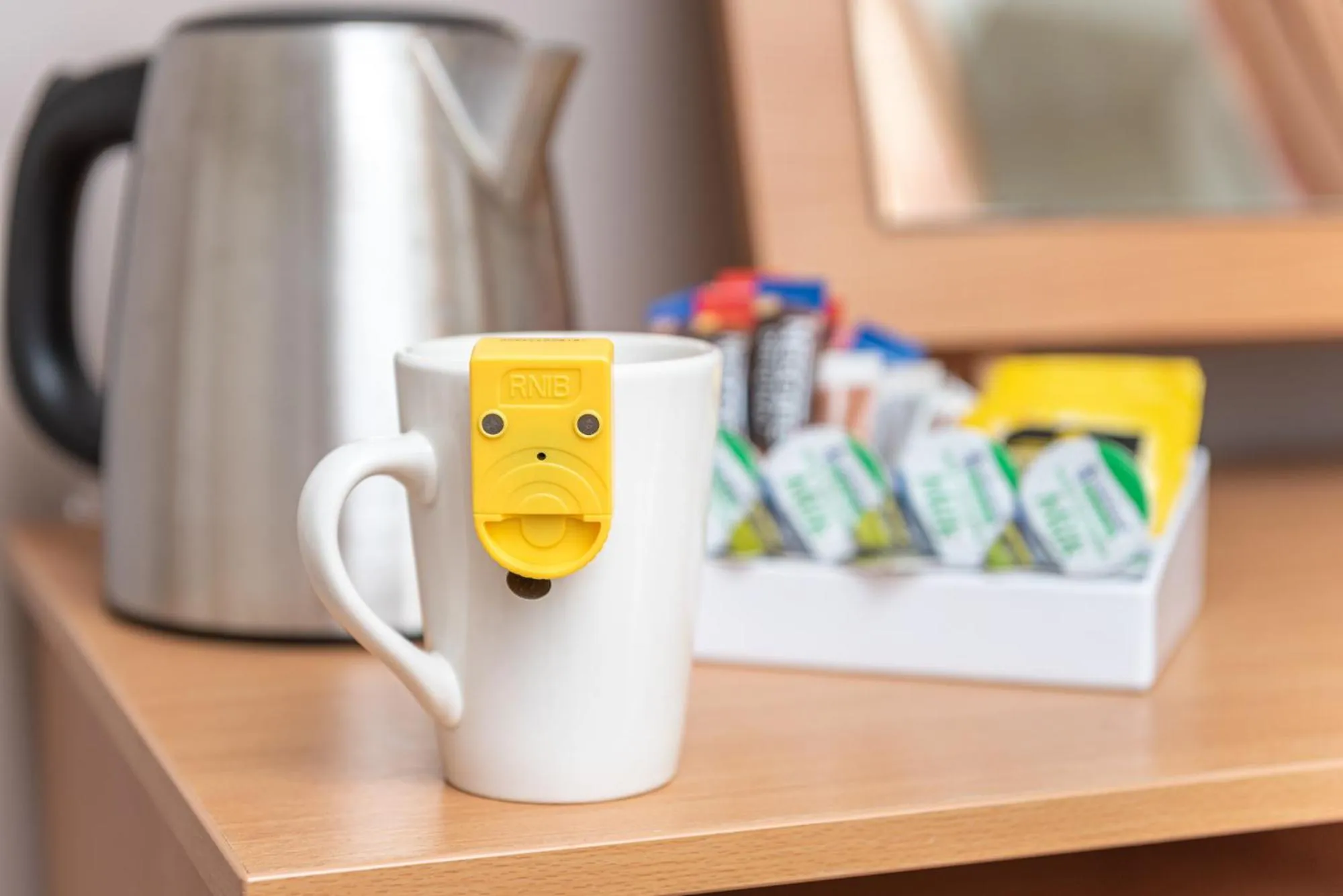 Coffee/tea facilities in Windermere Manor Hotel