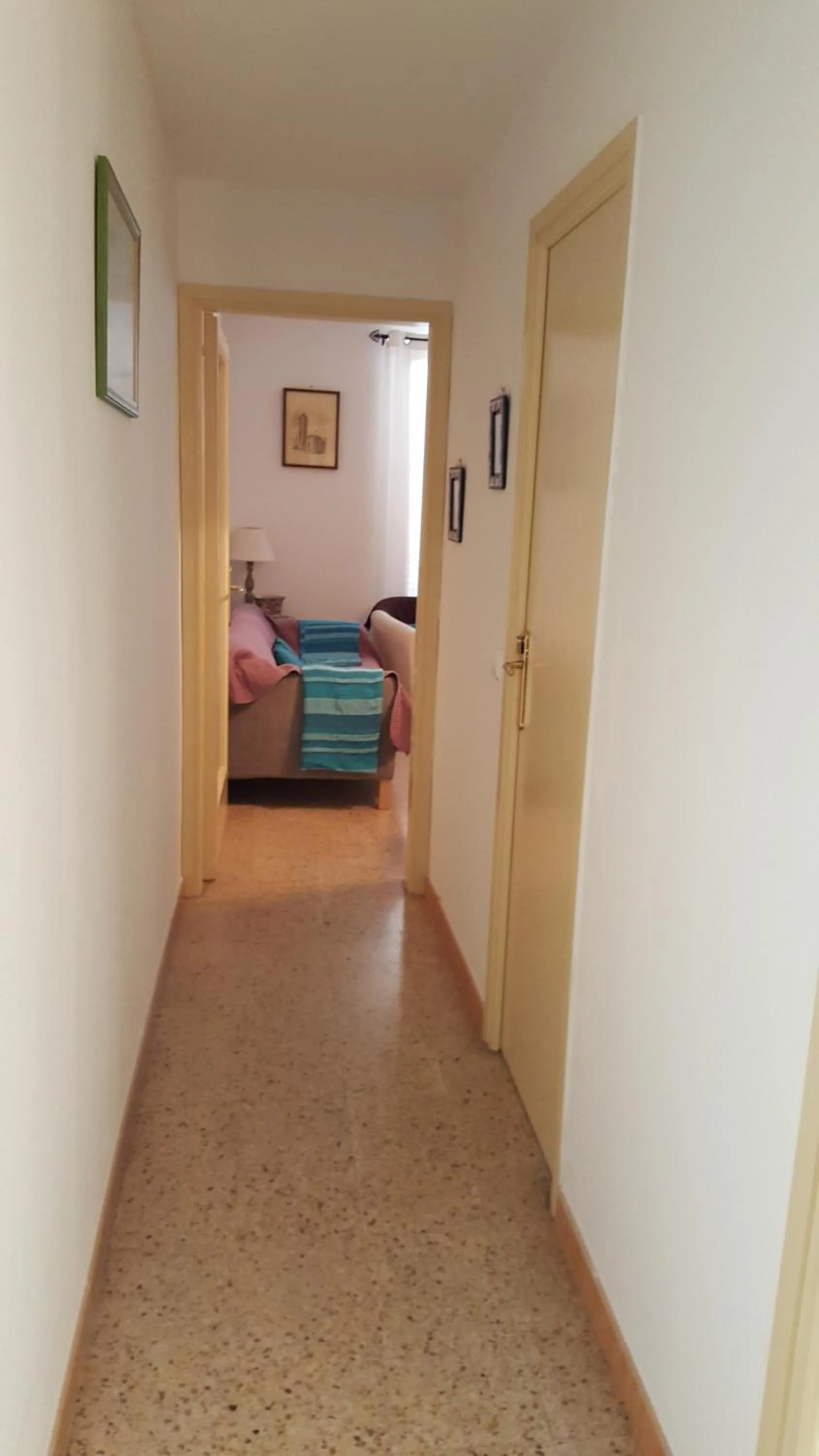 Decorative detail, Bed in Apartamento Hector en Sitges