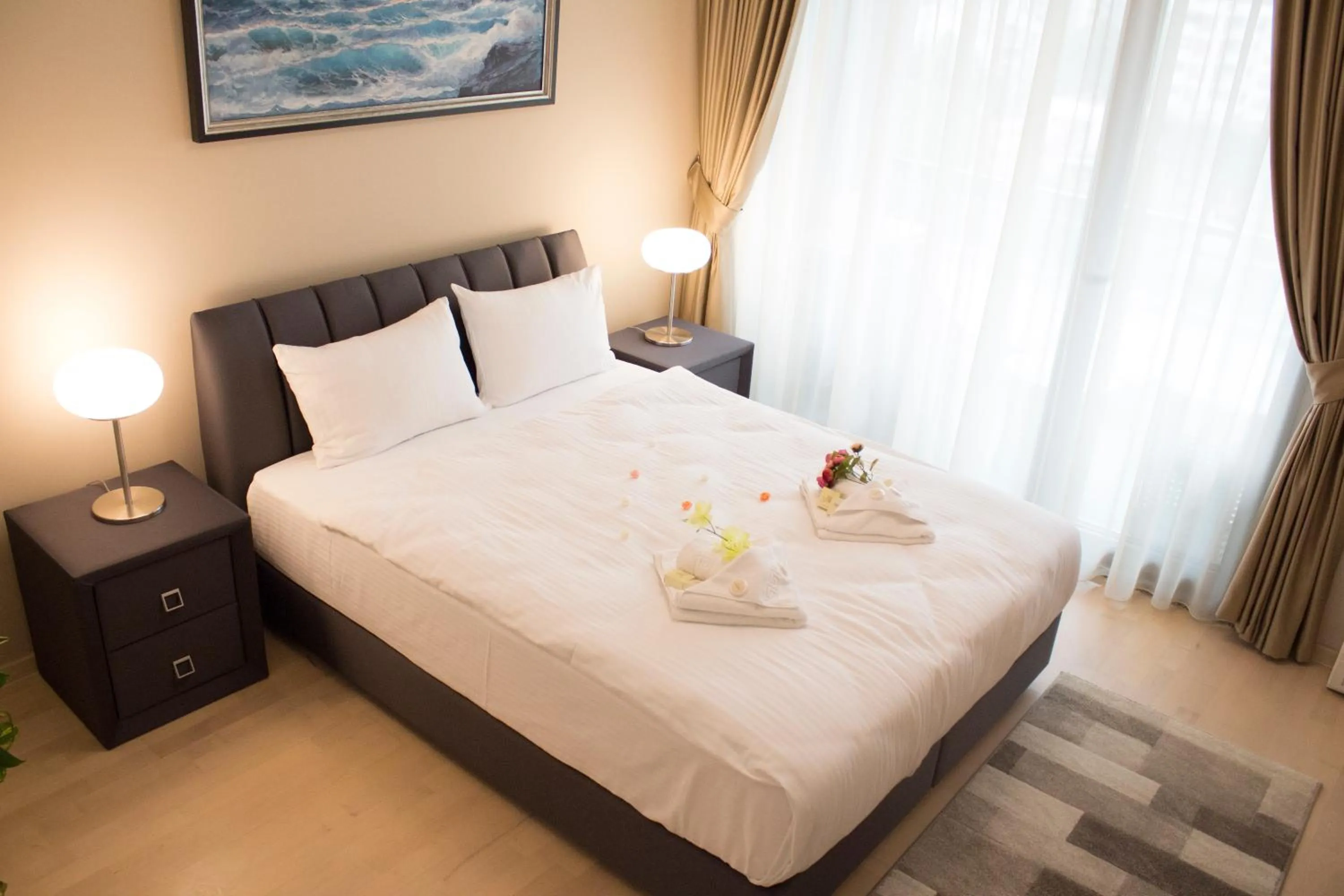 Bedroom, Bed in Capitоl Suites & Apartments