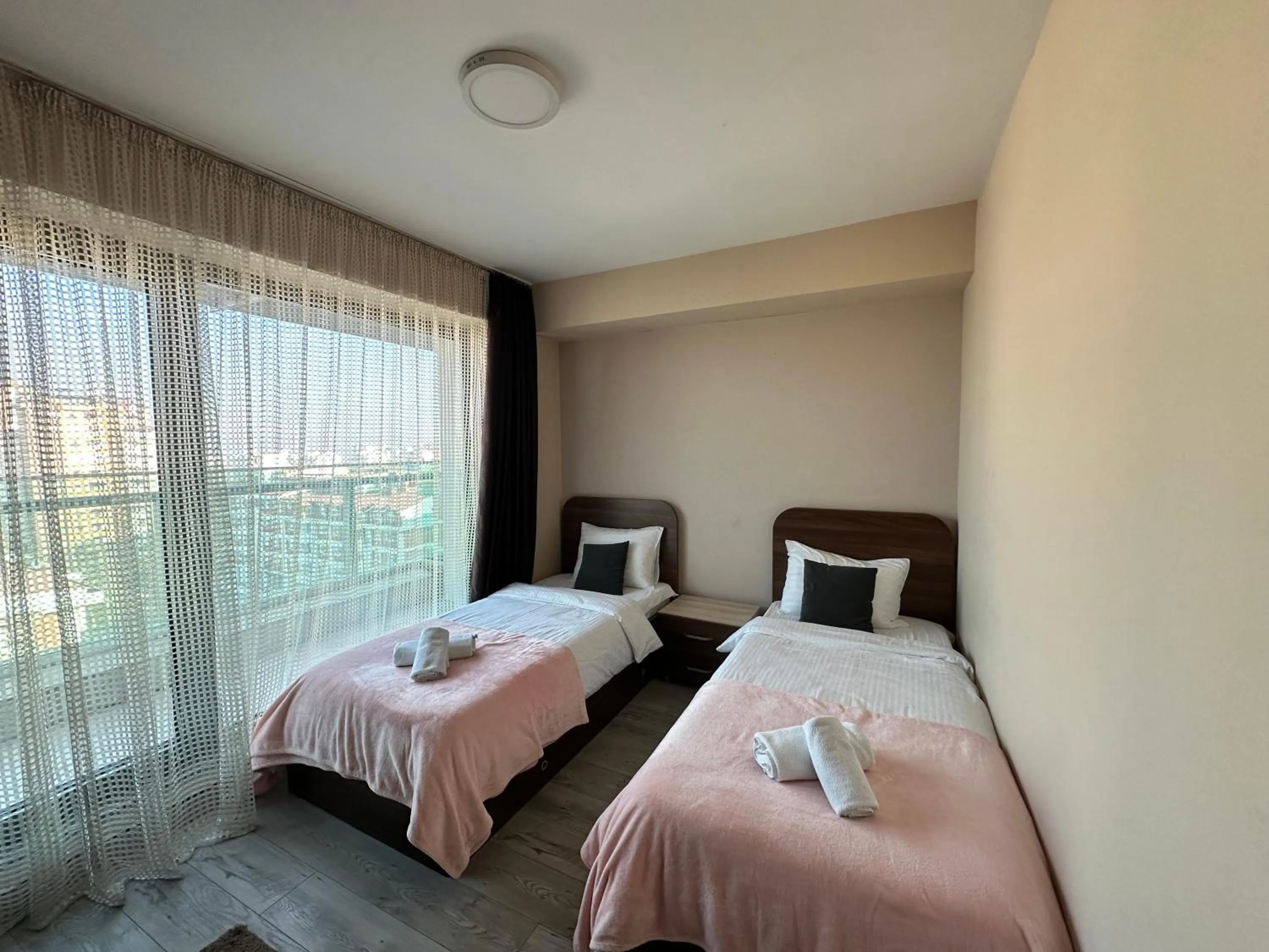 Bed in Capitоl Suites & Apartments