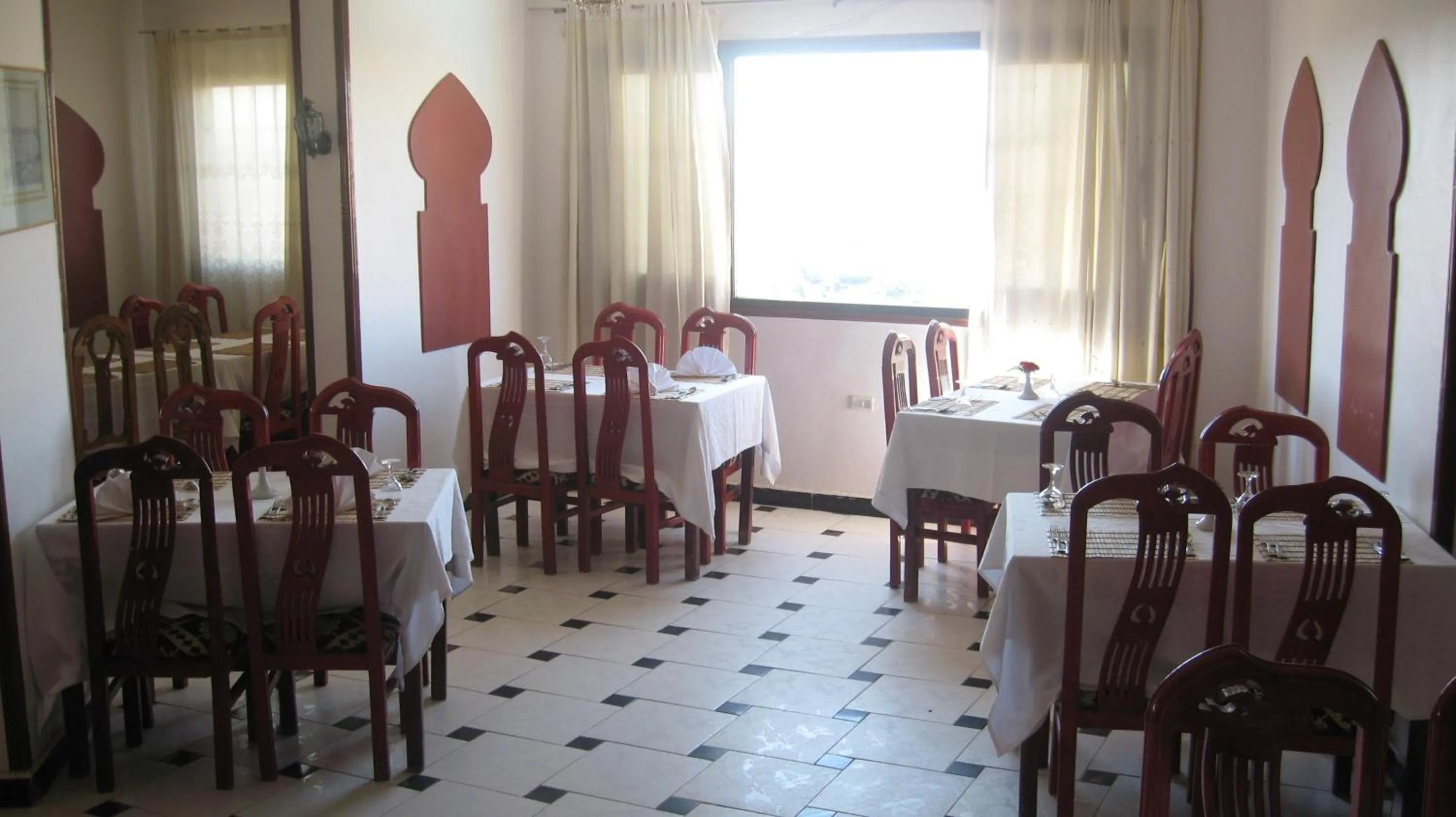 Sara Hotel Aswan