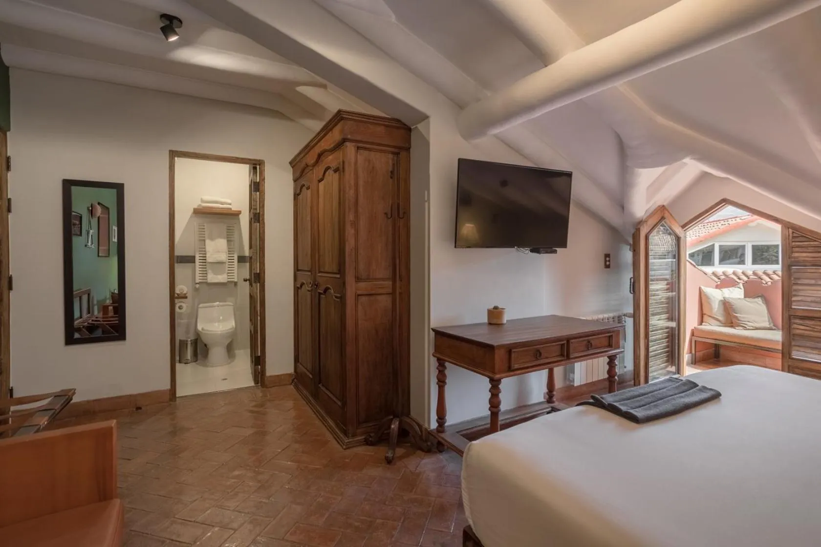 Bathroom, Bed in Antigua Casona San Blas