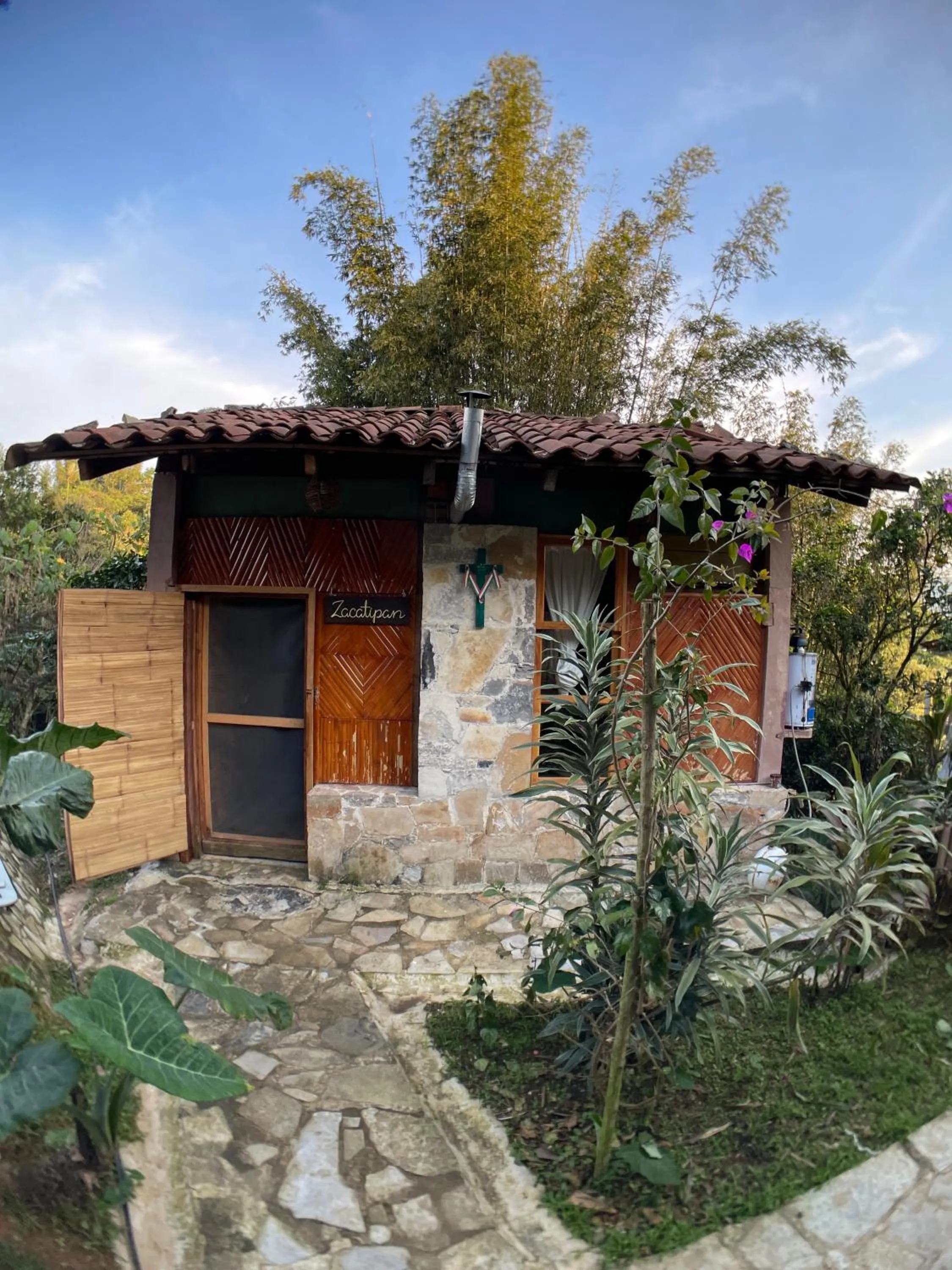 Family Room with Balcony in Cabañas Los Achicuales