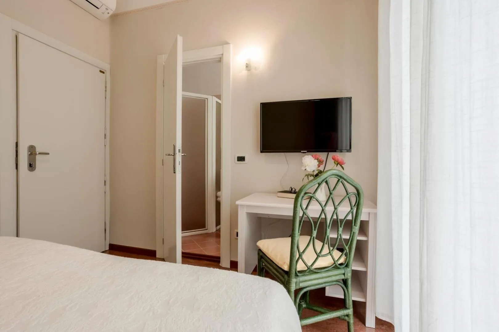 Bed in Villa Arizona