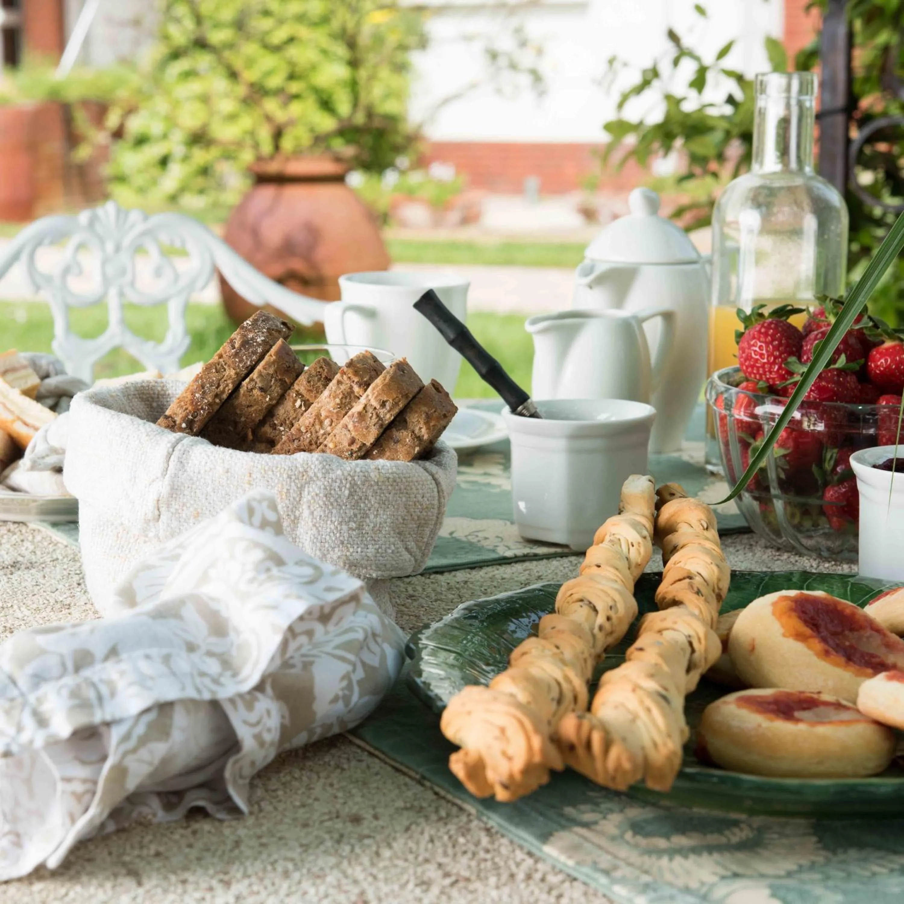 Food in Villa Arizona