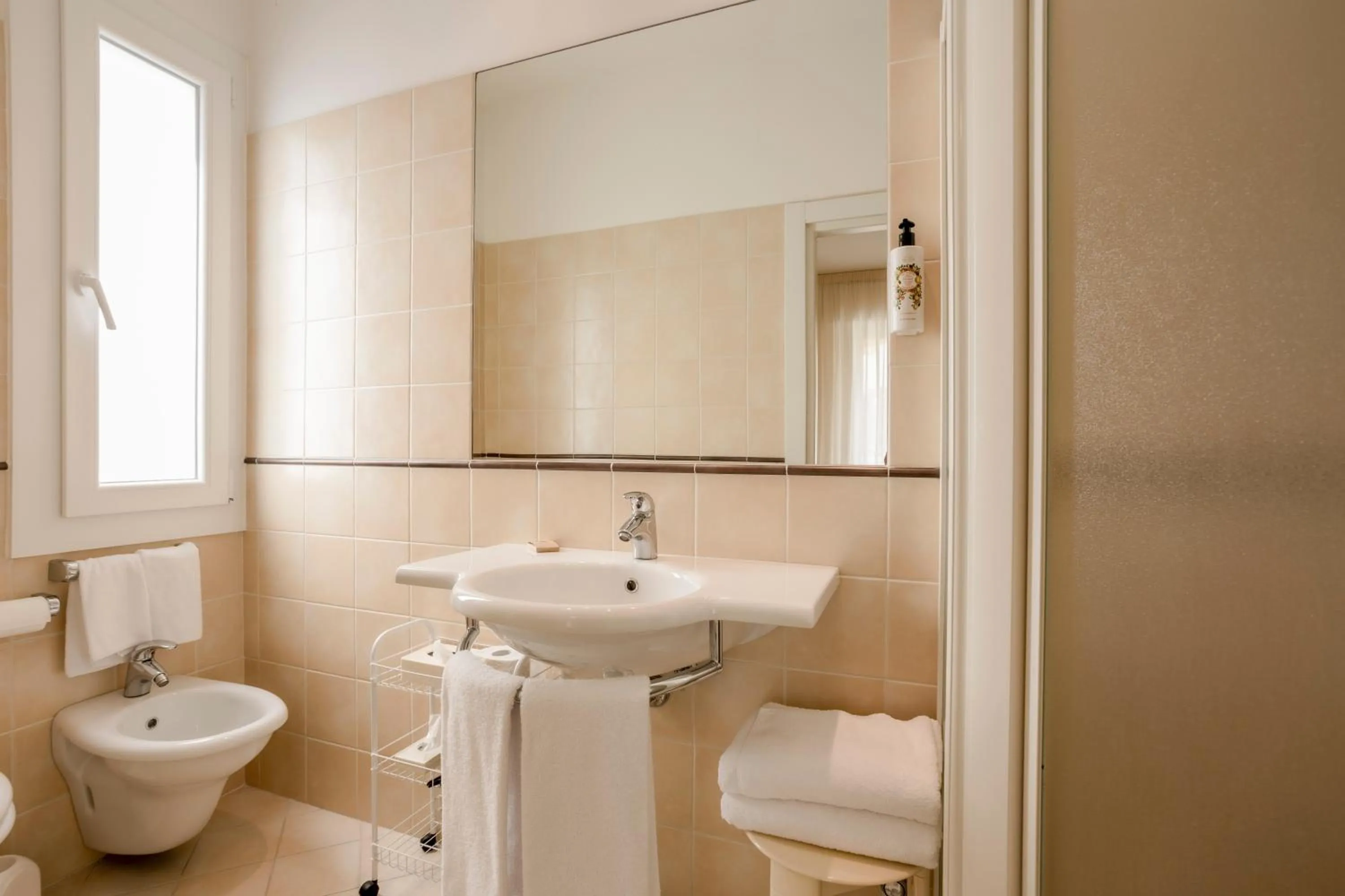 Shower in Villa Arizona