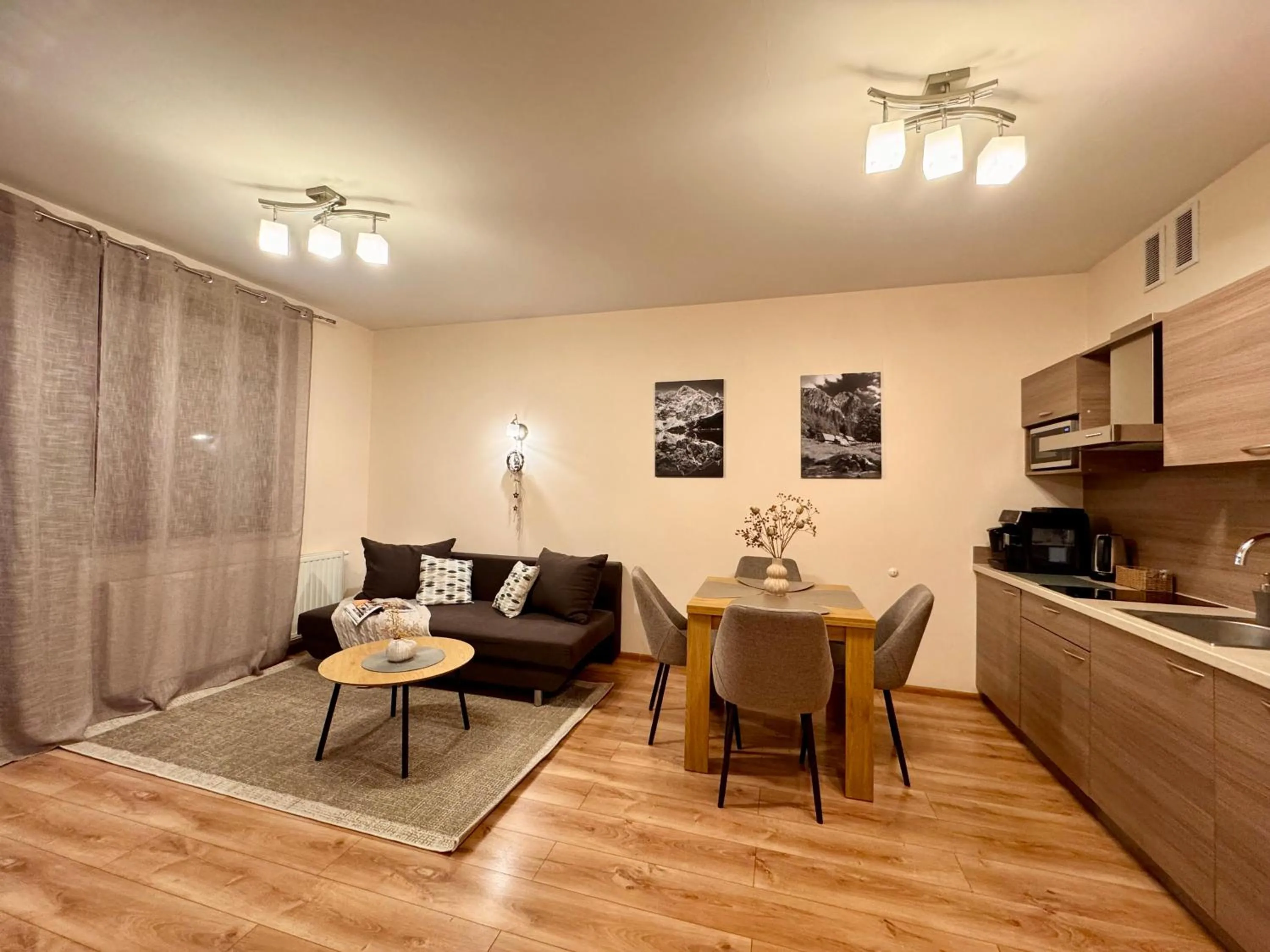 Apartment with Garden View in Apart-Center Granitica