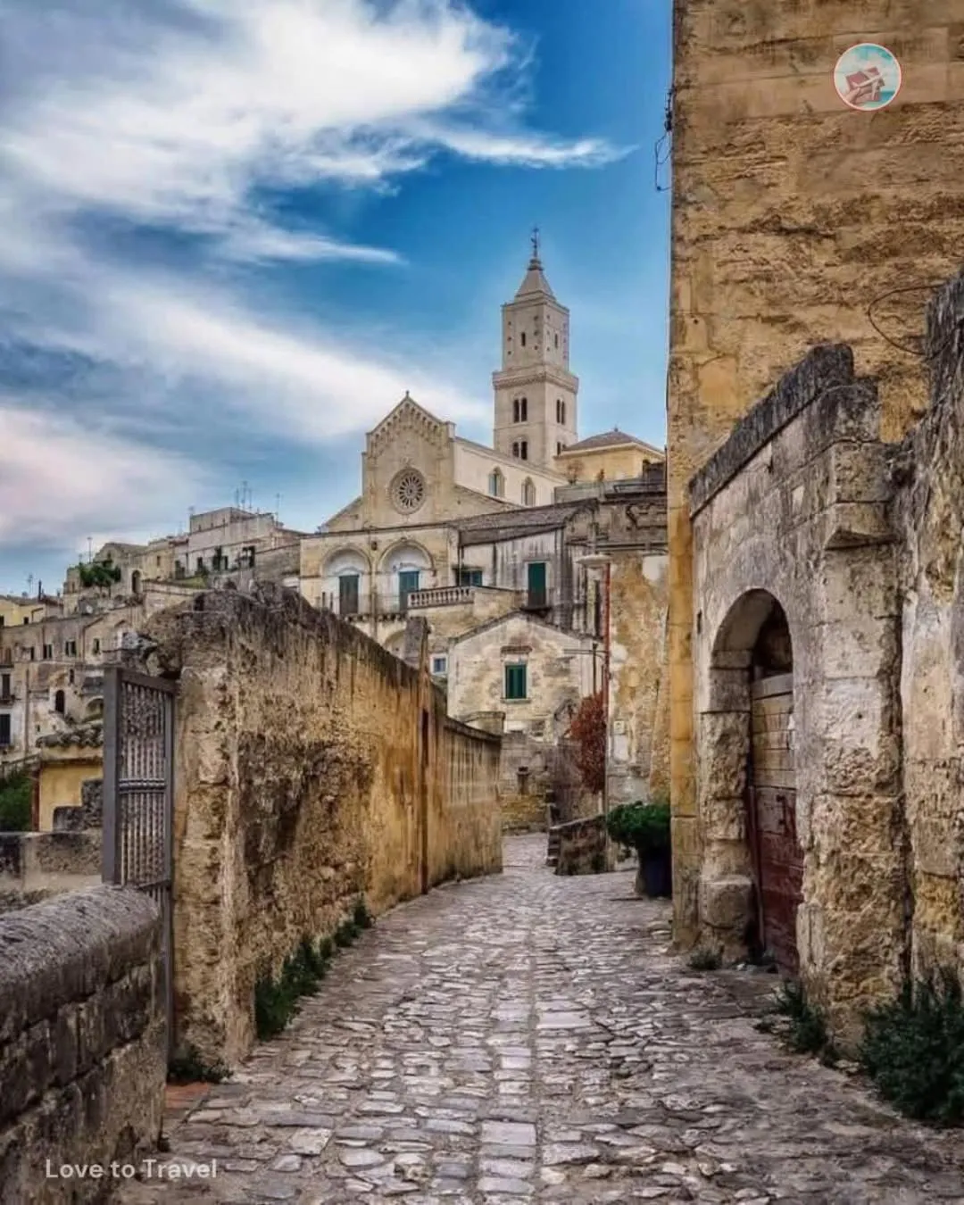 Nearby landmark in Corte dei Venti