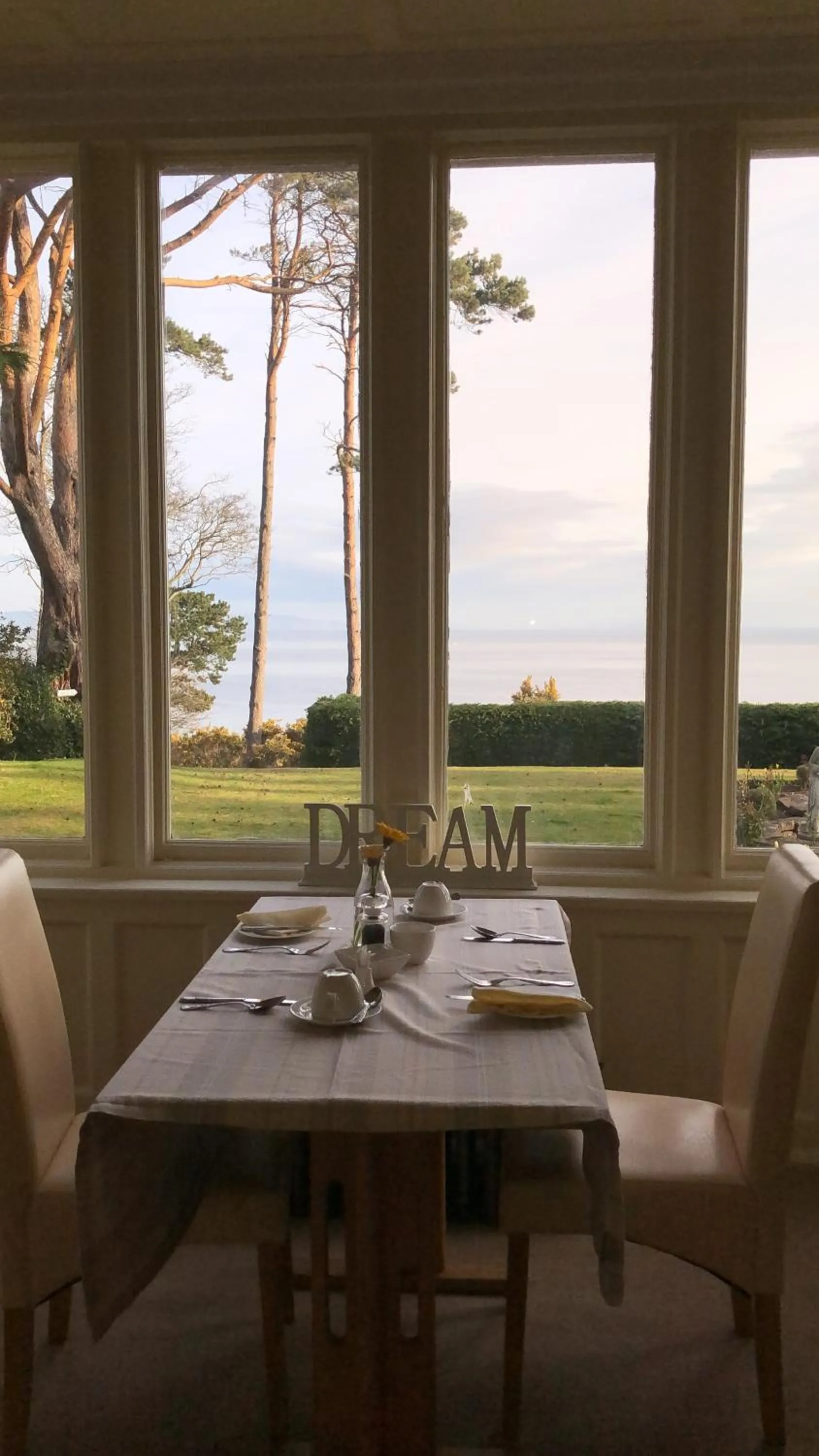 Dining area in Invernairne