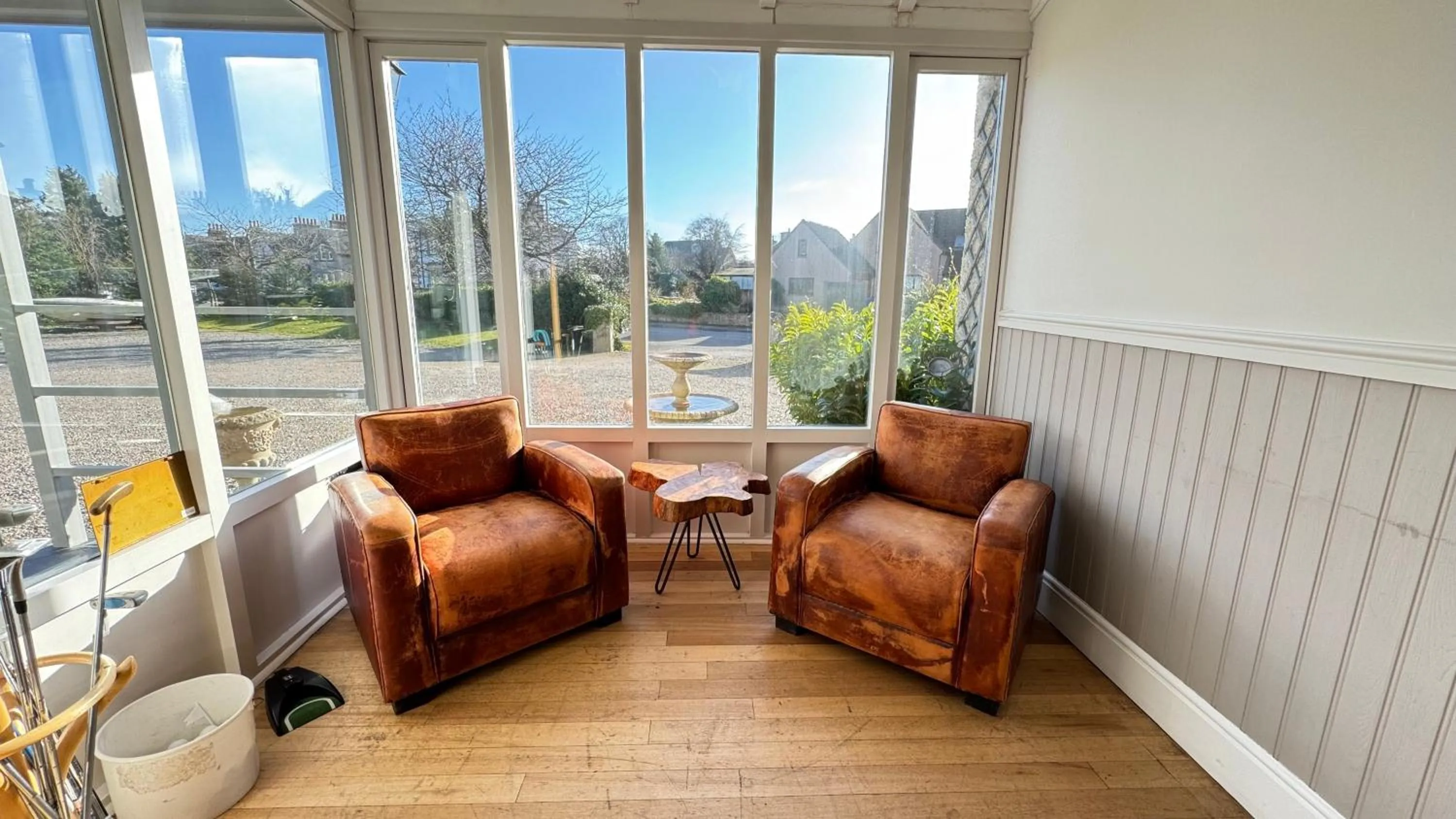 Property building in Invernairne