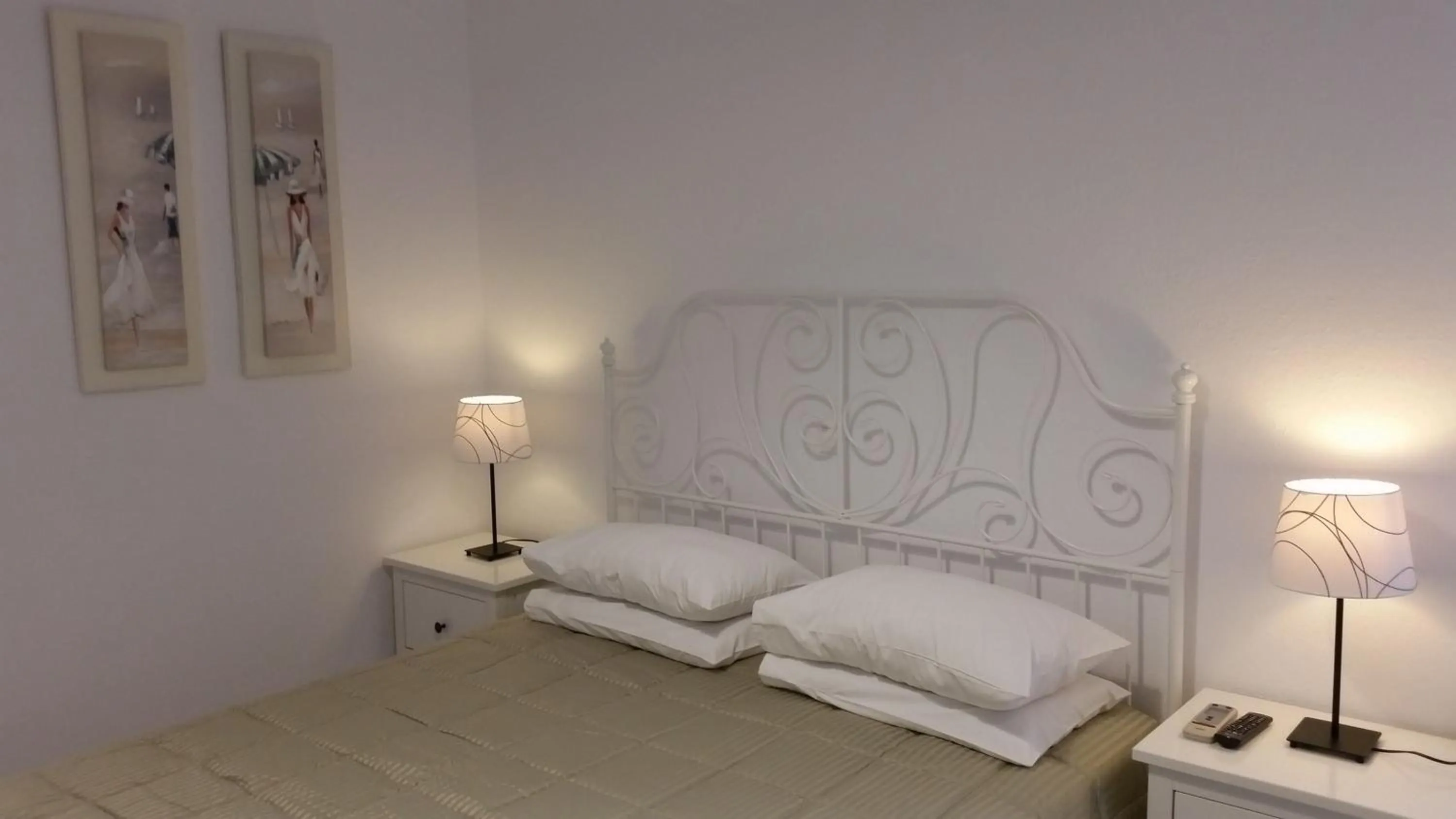 Bed in Anixi - Primavera Mykonos