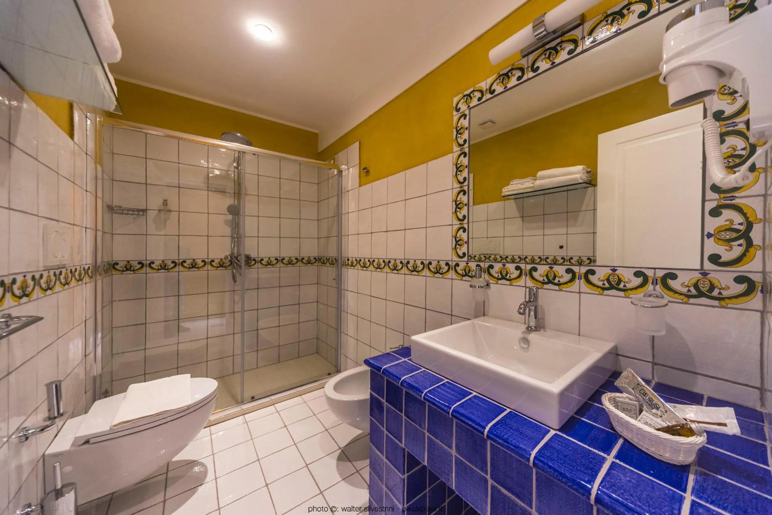 Bathroom in Hotel Casale Milocca