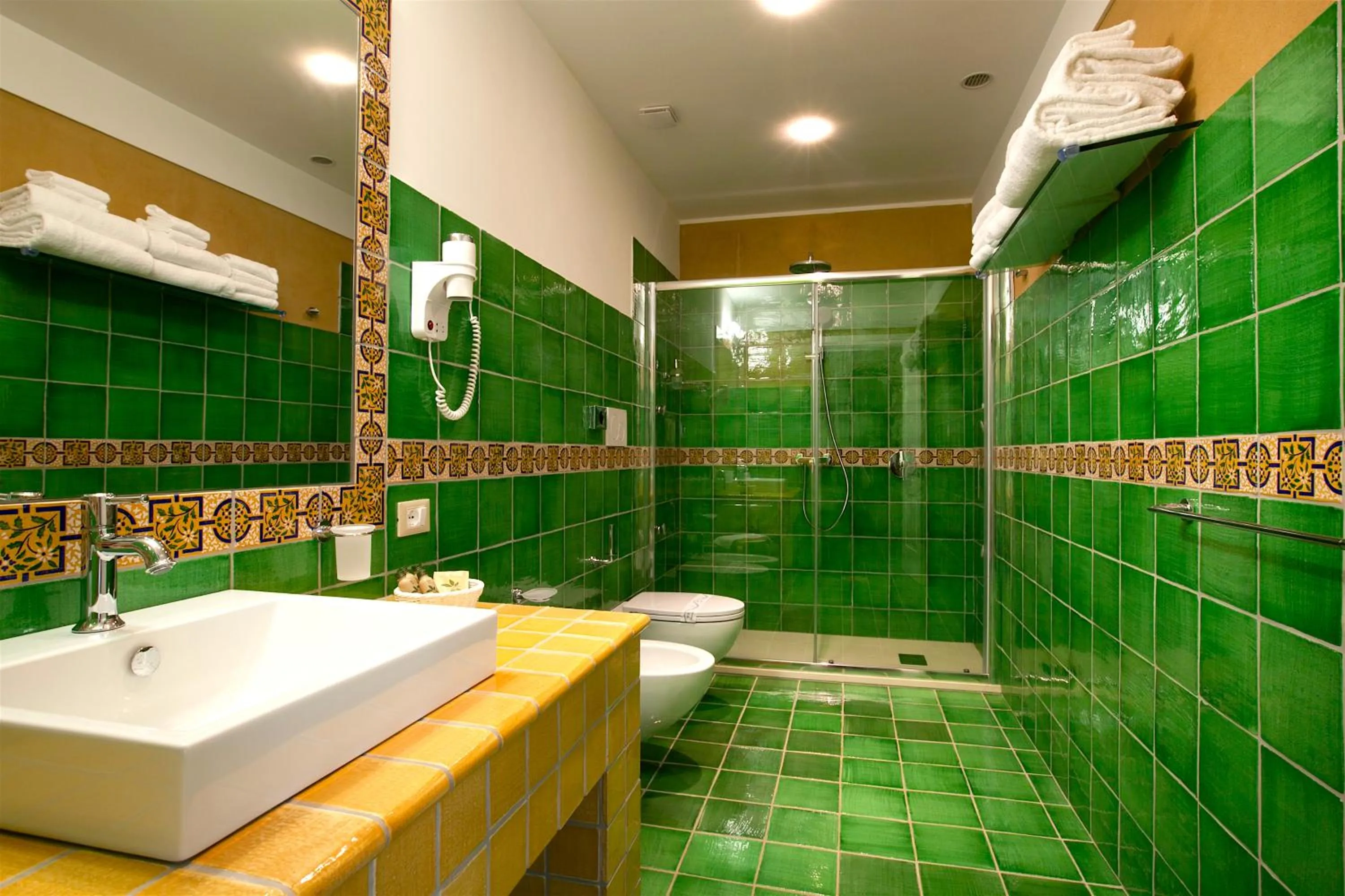 Bathroom in Hotel Casale Milocca