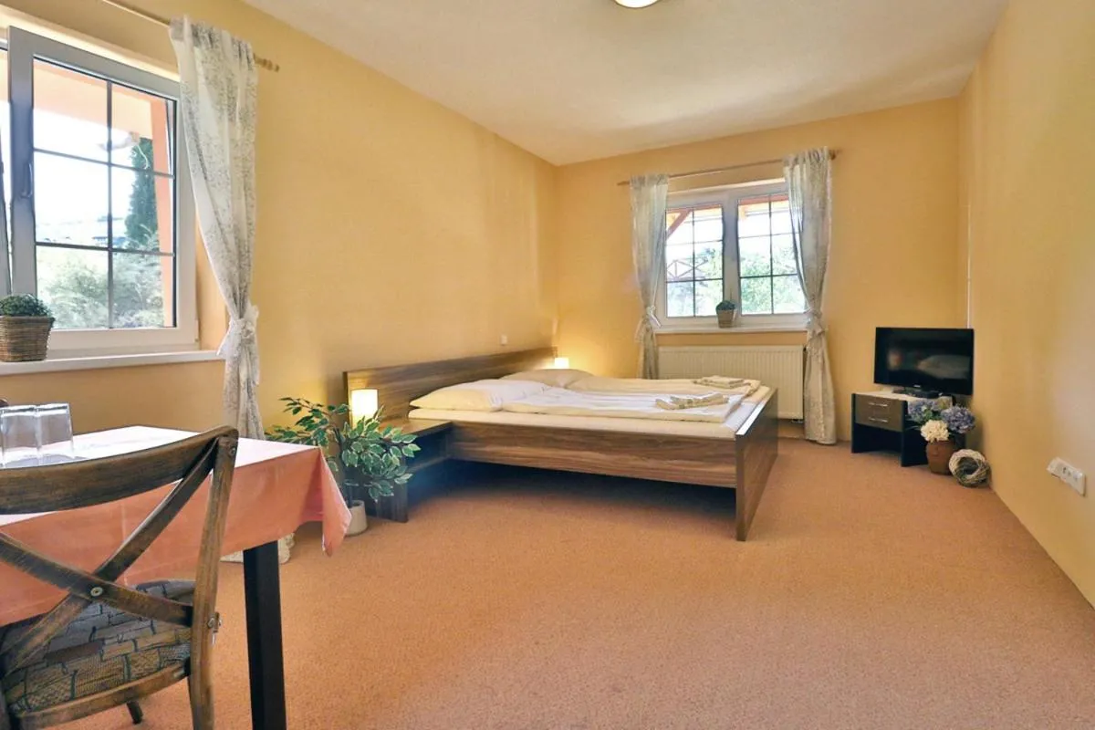 Double Room - single occupancy in Bezměrovský dvůr Kroměříž