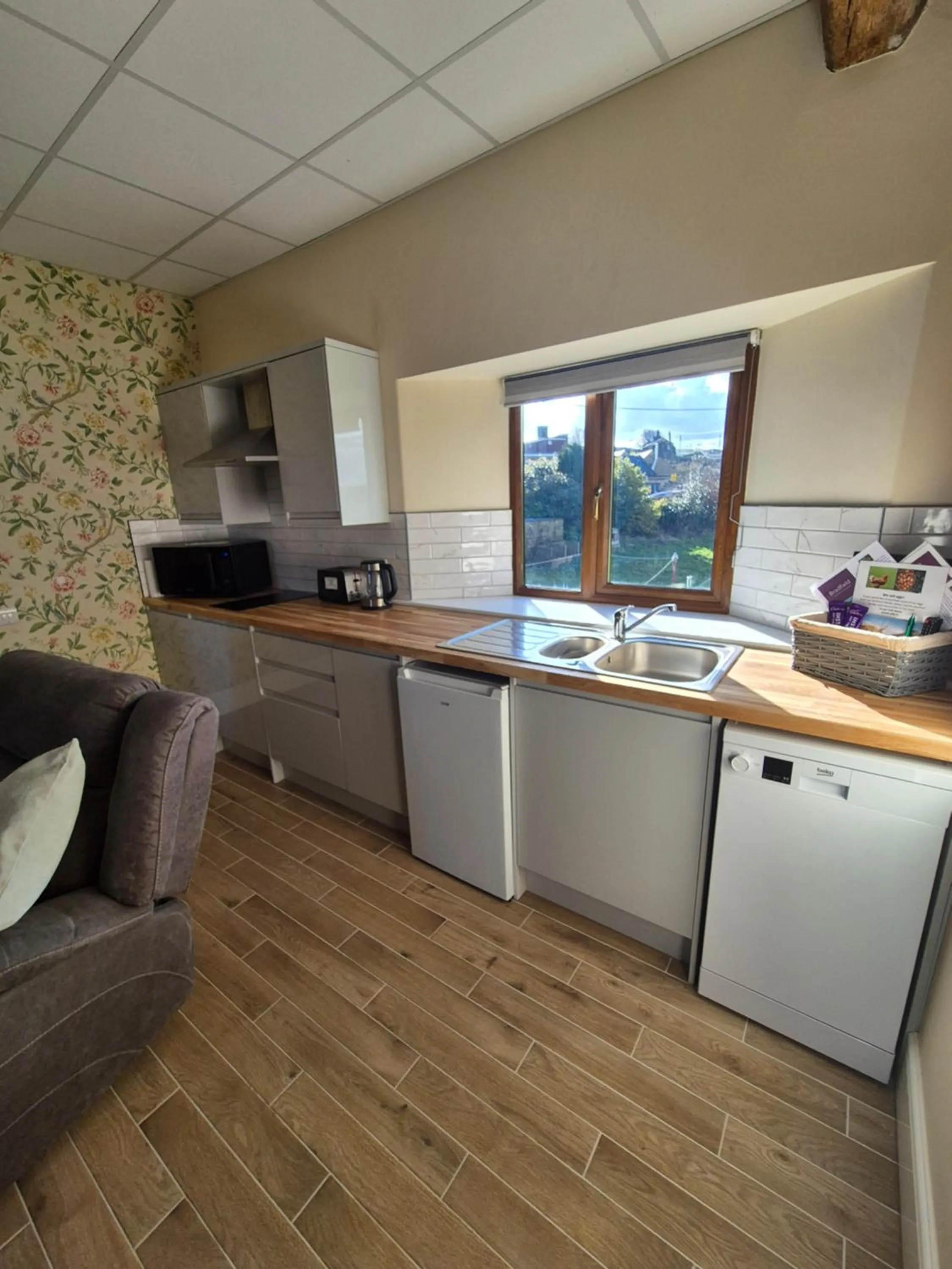 Kitchen or kitchenette in Padley Farm