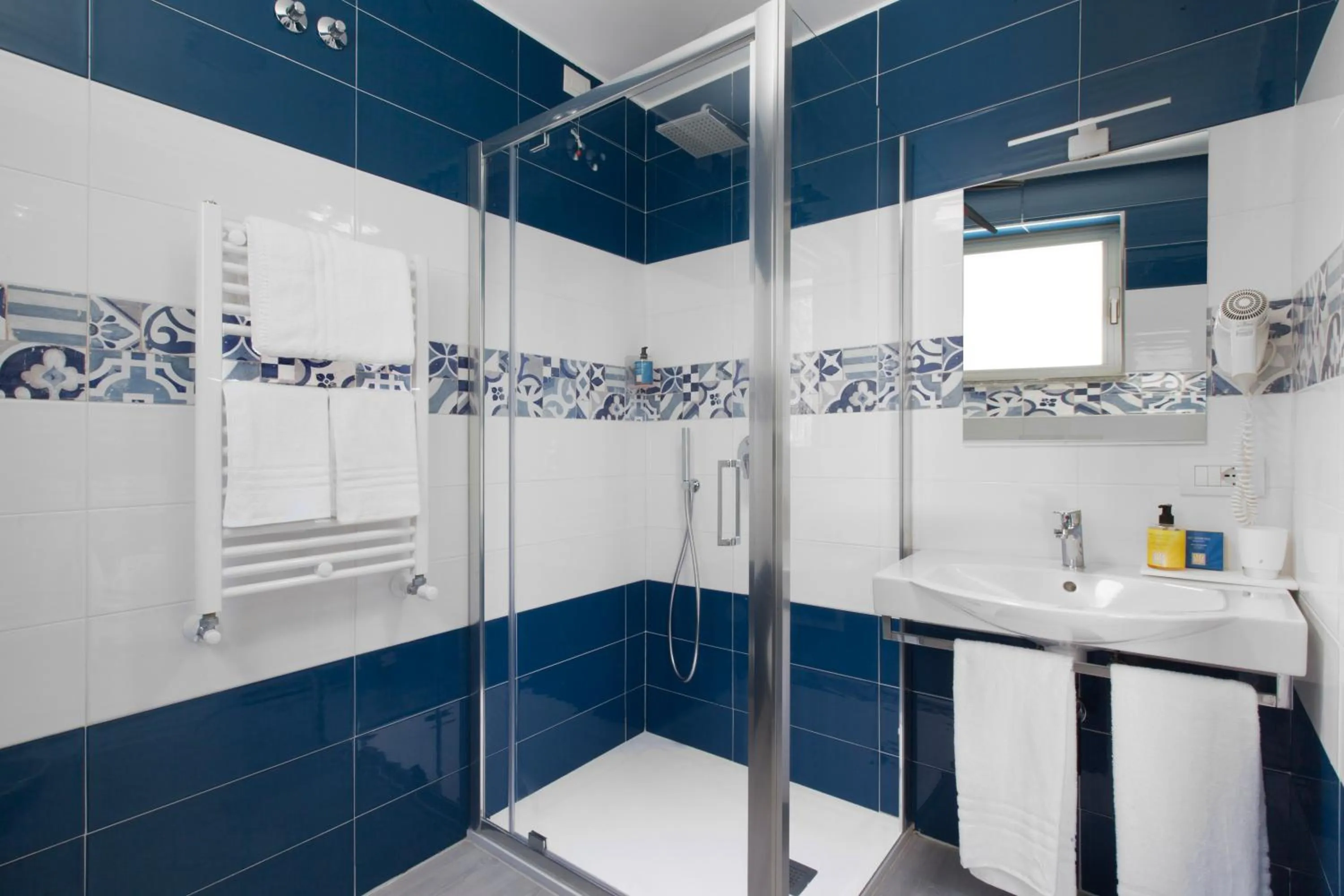 Bathroom in Hotel O Sole Mio