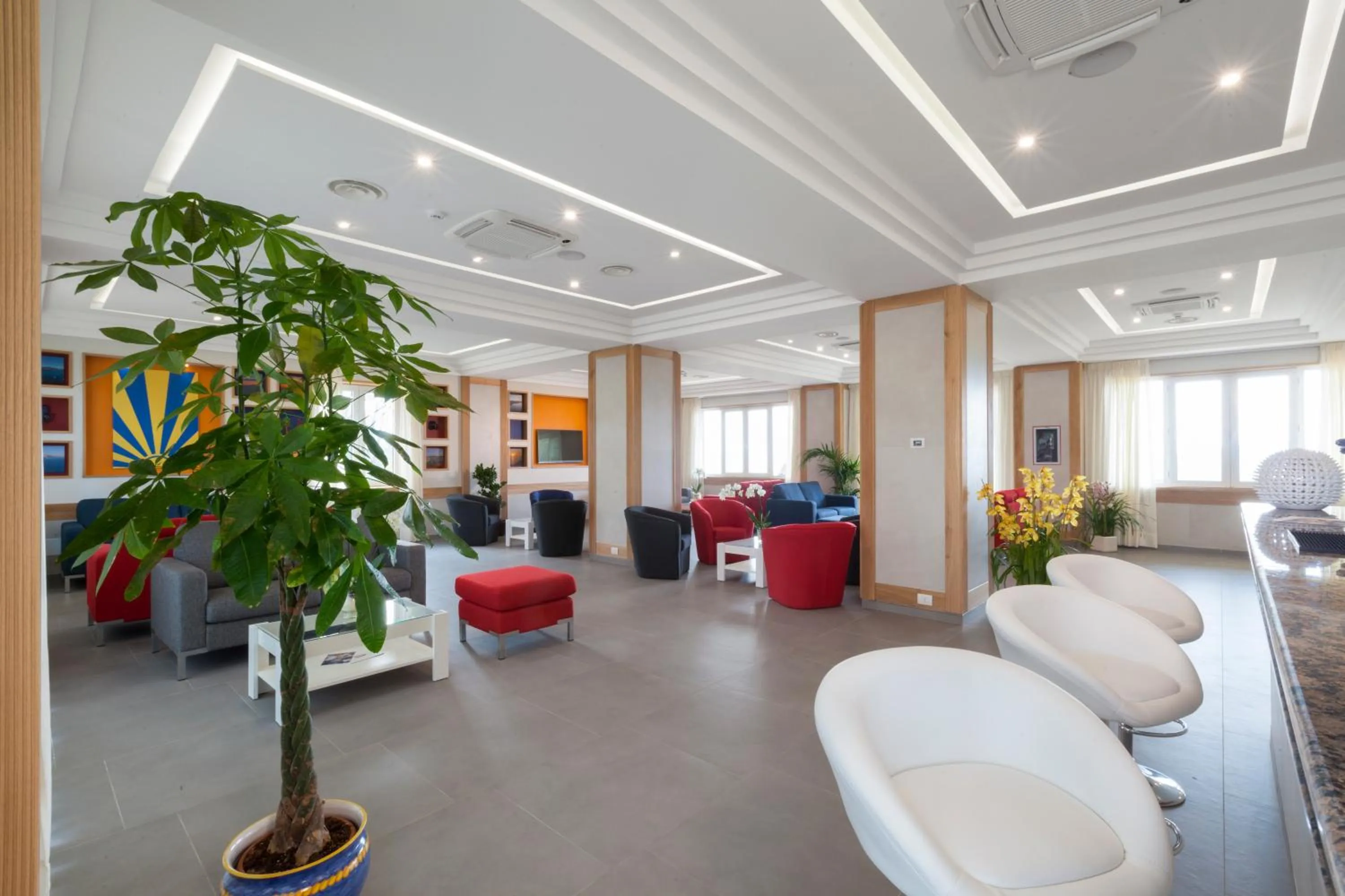 Communal lounge/ TV room in Hotel O Sole Mio