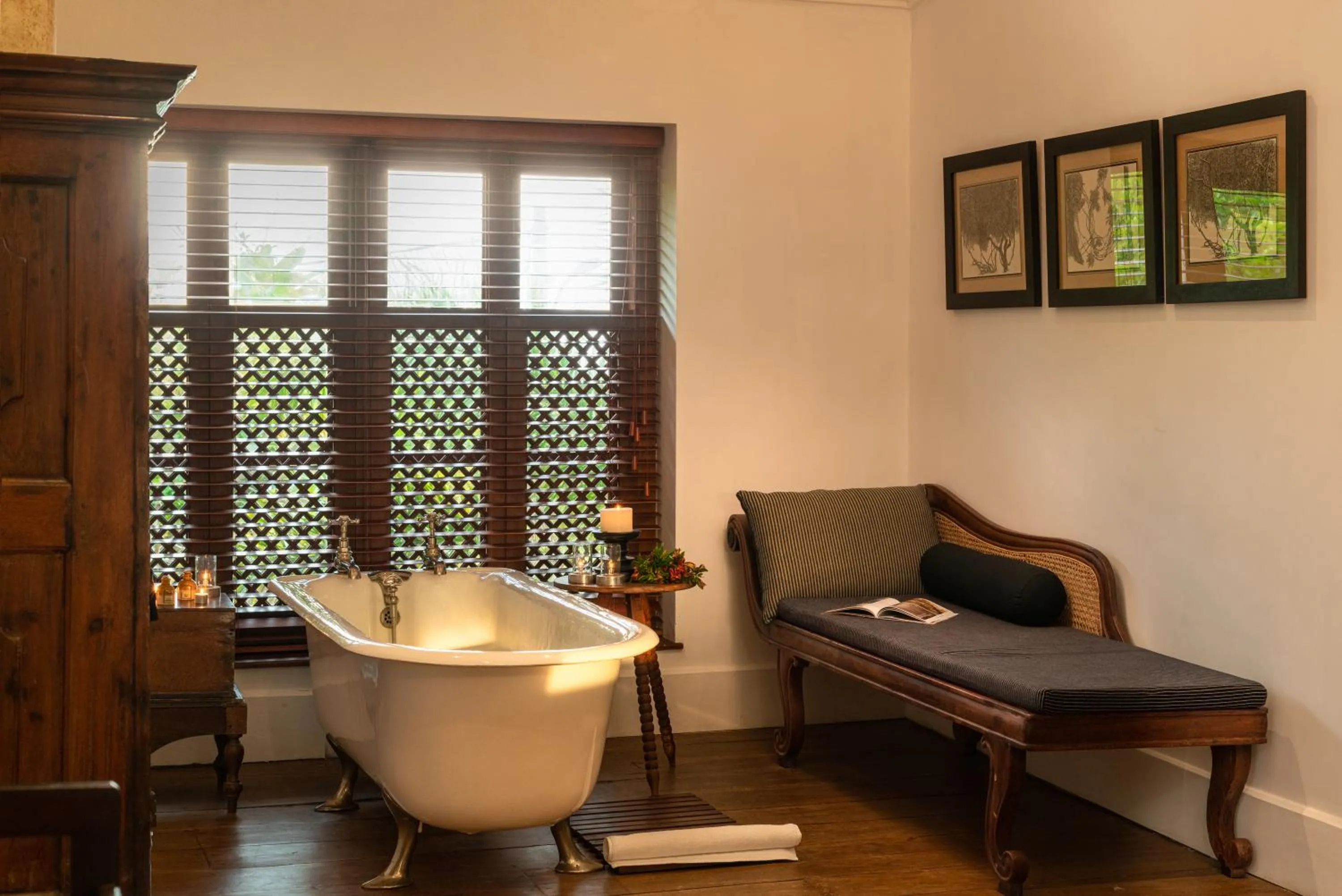 Bathroom in Taru Villas Rampart Street - Galle Fort