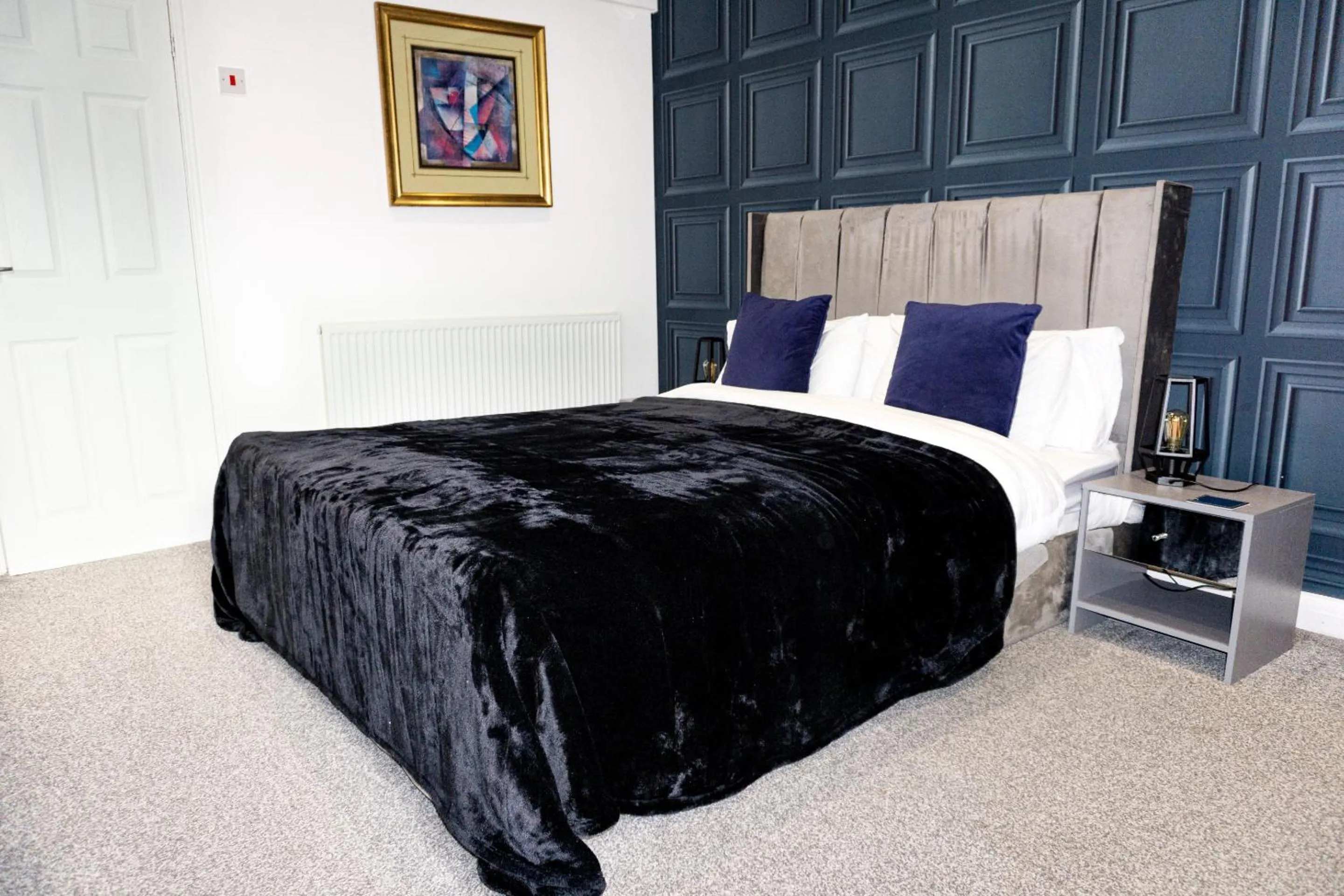 Bedroom, Bed in The Kenley Hotel