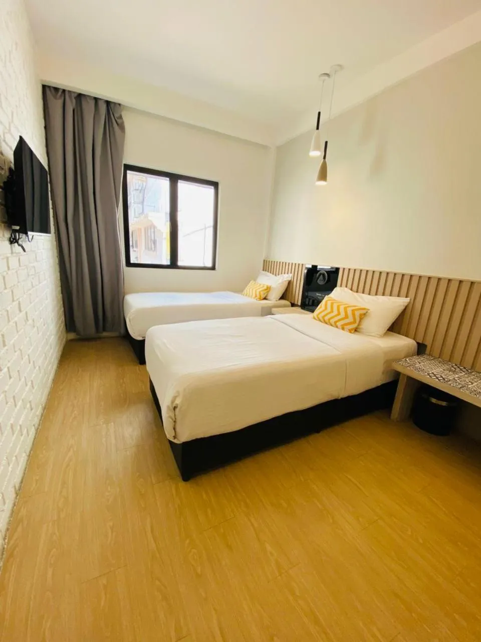 Photo of the whole room, Bed in Mixx Express Hotel Sunway