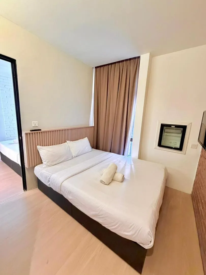 Bedroom, Bed in Mixx Express Hotel Sunway
