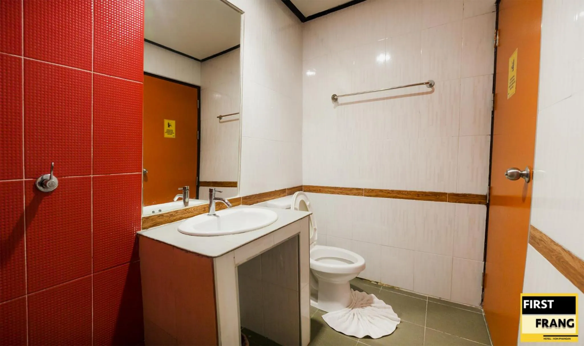 Bathroom in First and Frang Hotel - Koh Phangan