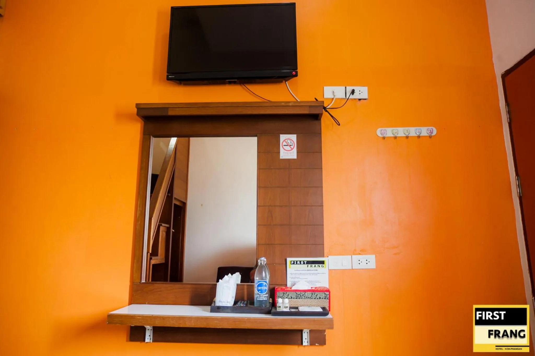 TV and multimedia in First and Frang Hotel - Koh Phangan