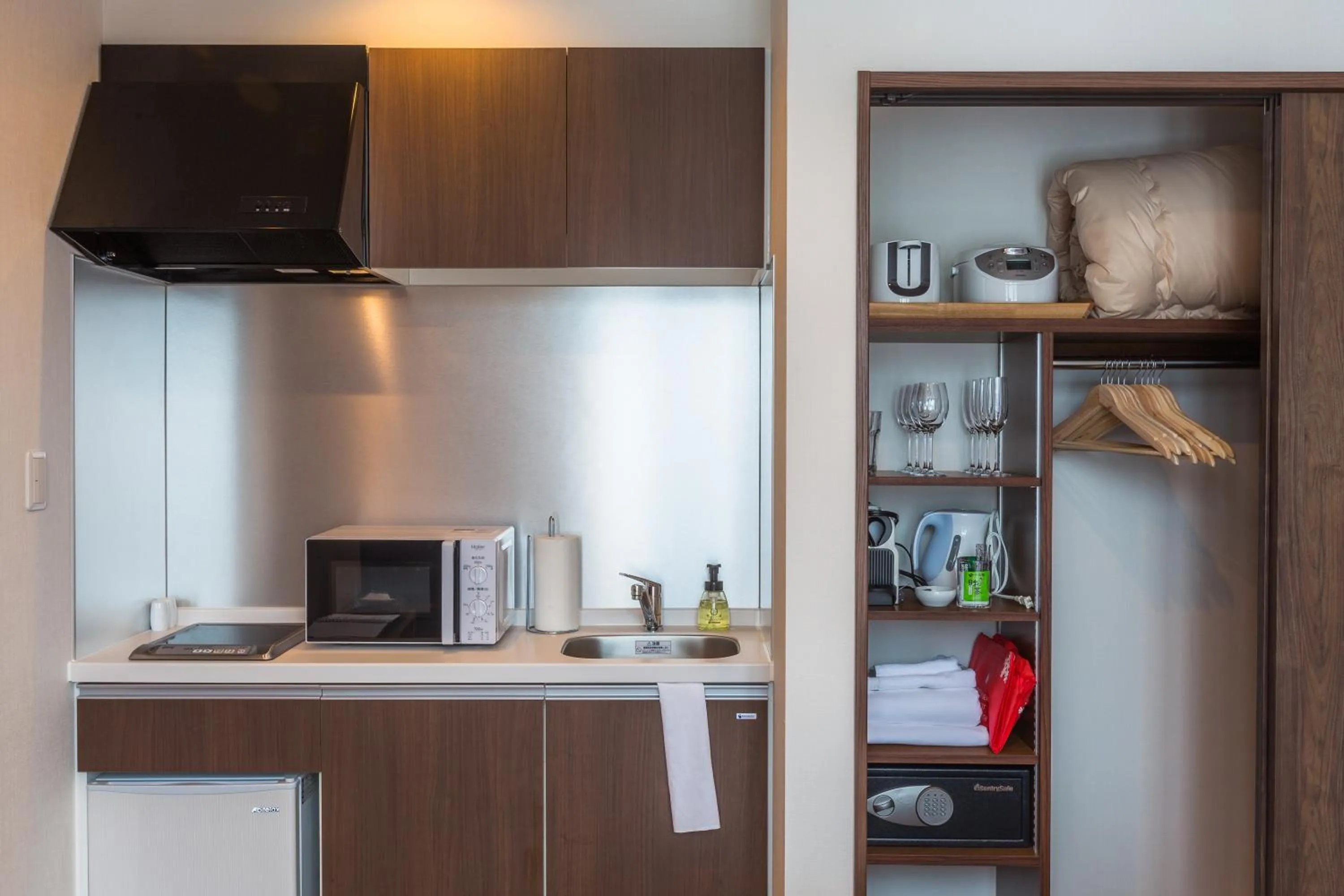 Kitchen or kitchenette in SnowDog Village