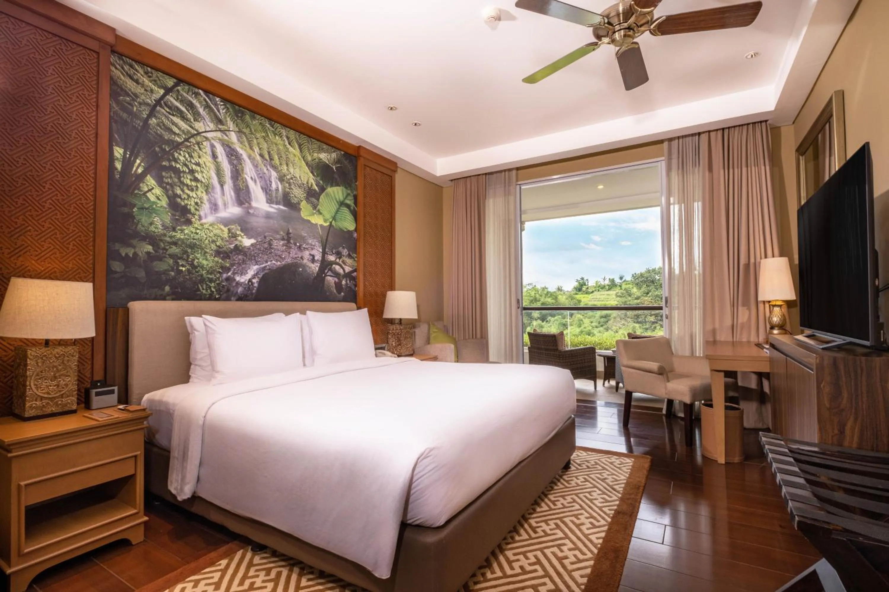 Photo of the whole room, Bed in Homm Saranam Baturiti