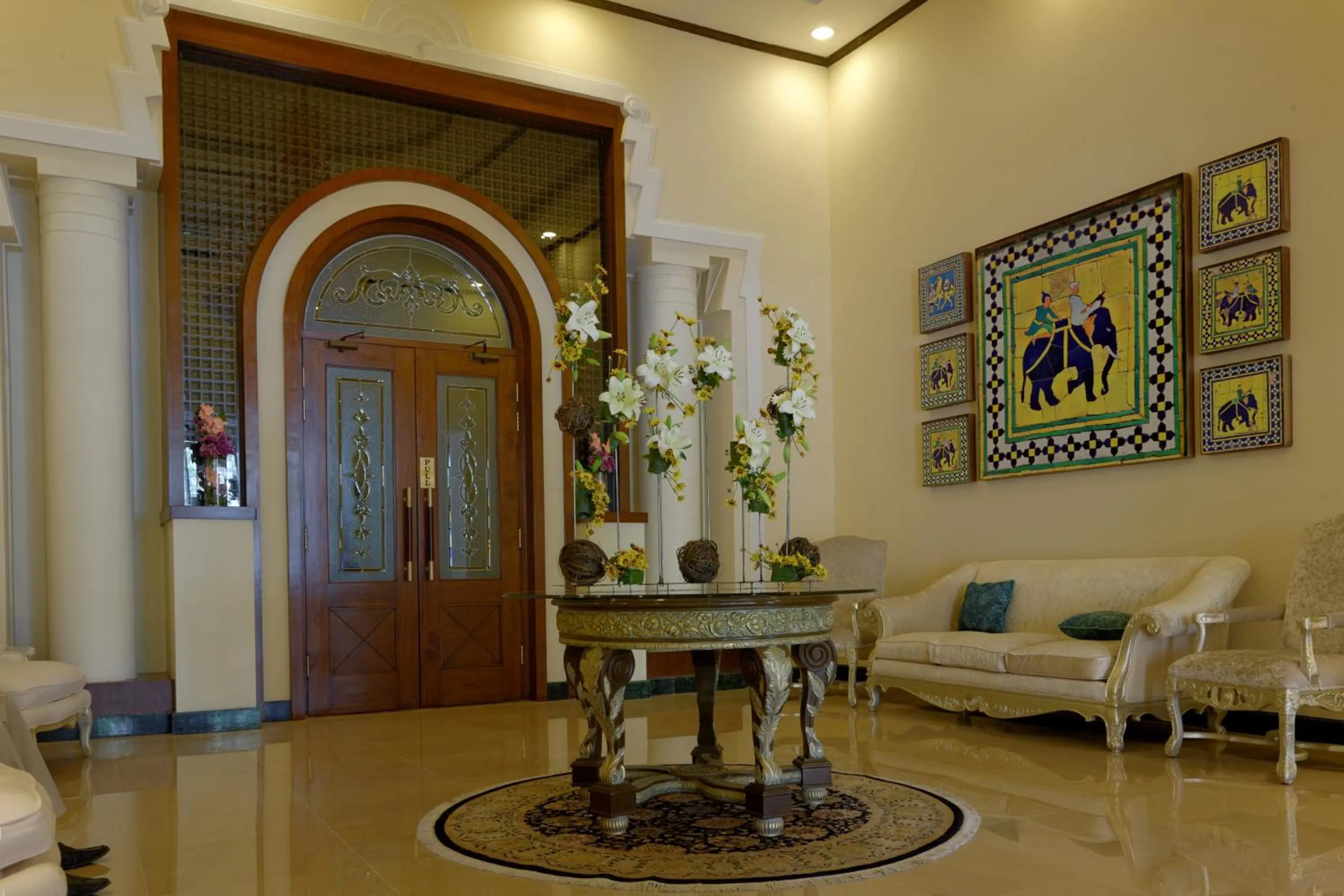 Lobby or reception in Faletti's Hotel Lahore