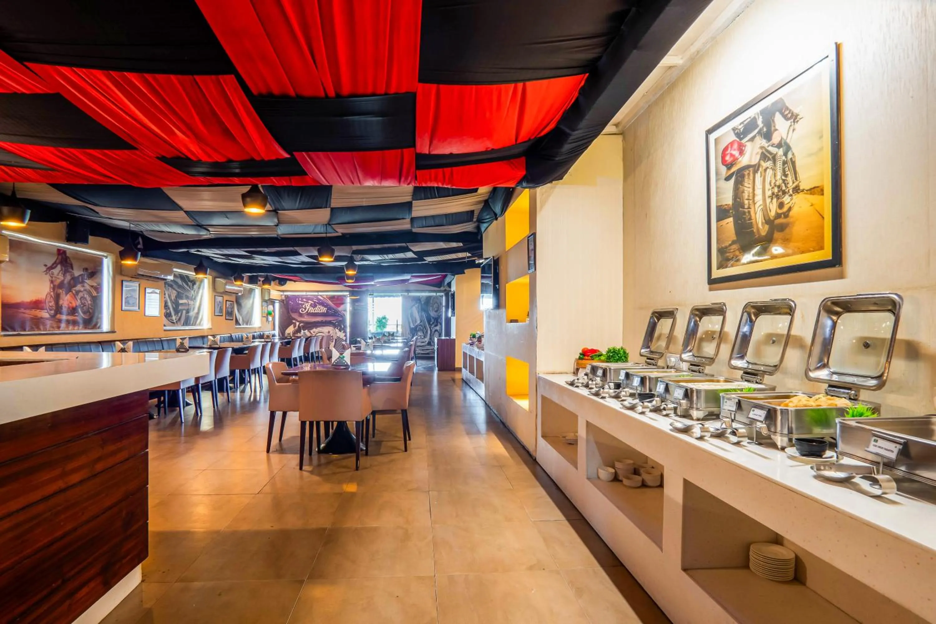 Restaurant/places to eat in Le Roi Jammu - Near Jammu Railway Station