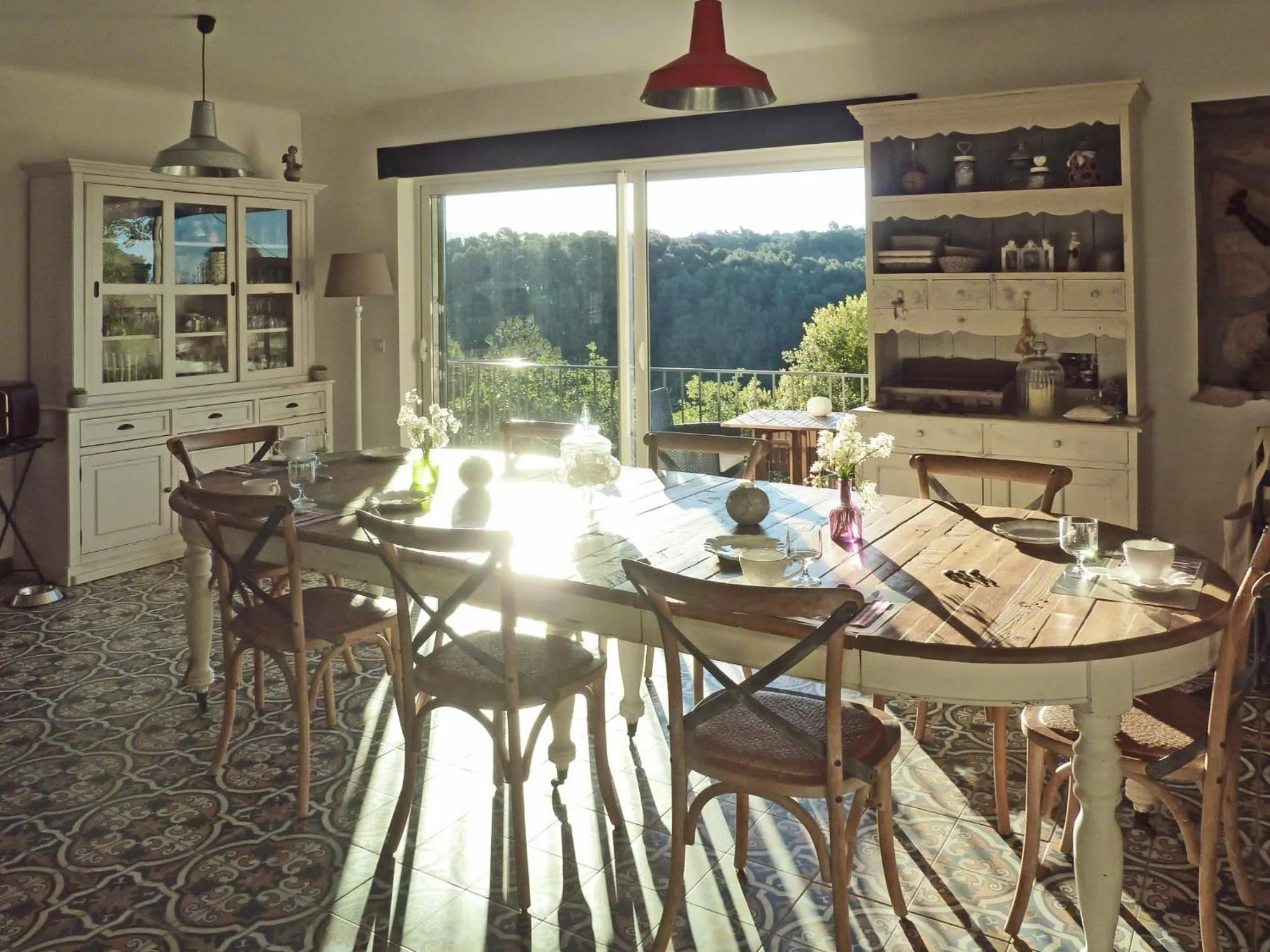 Dining area in Au Pied des Baous