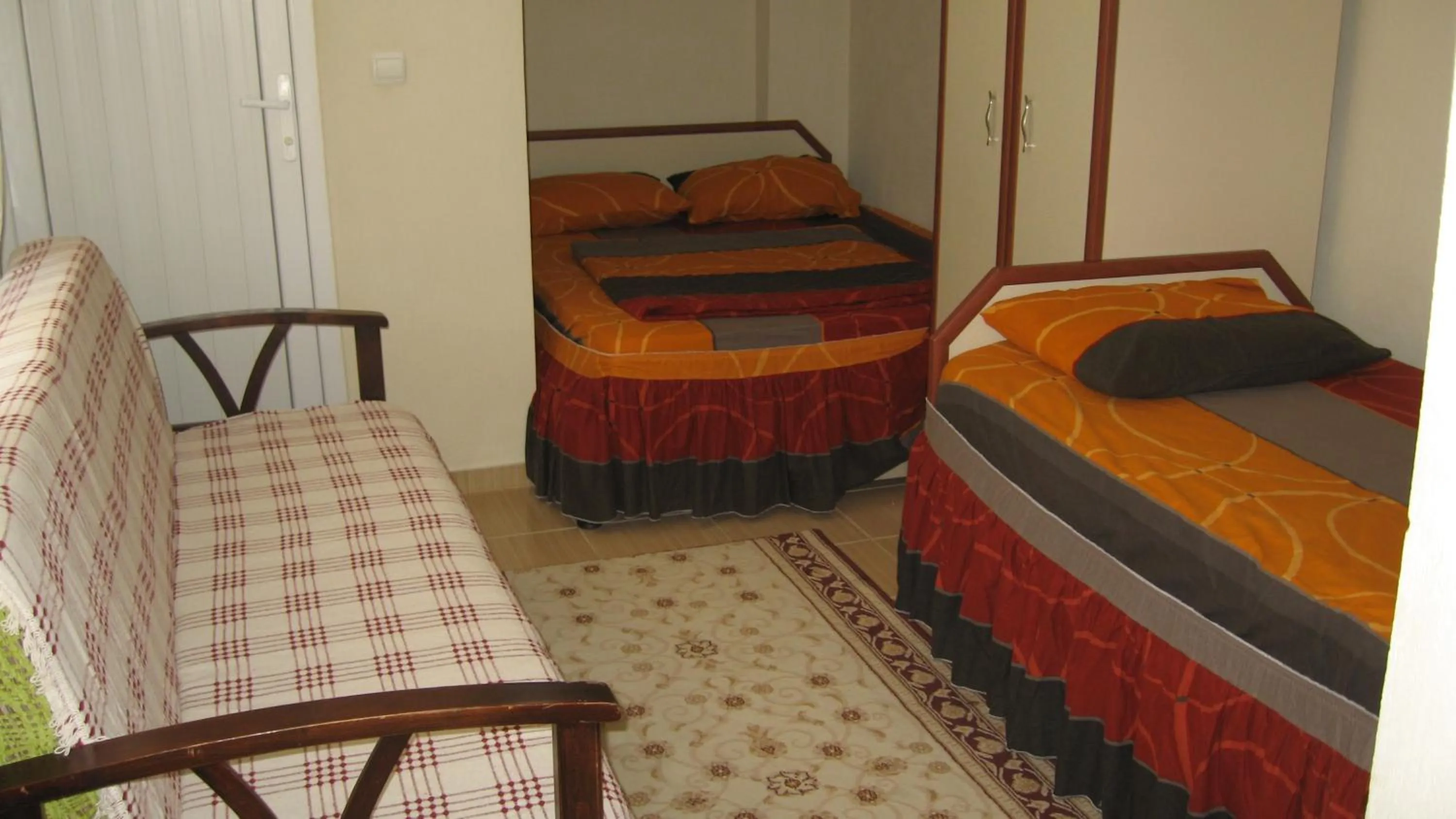 Bedroom, Bed in Sağlık Apart Pansiyon
