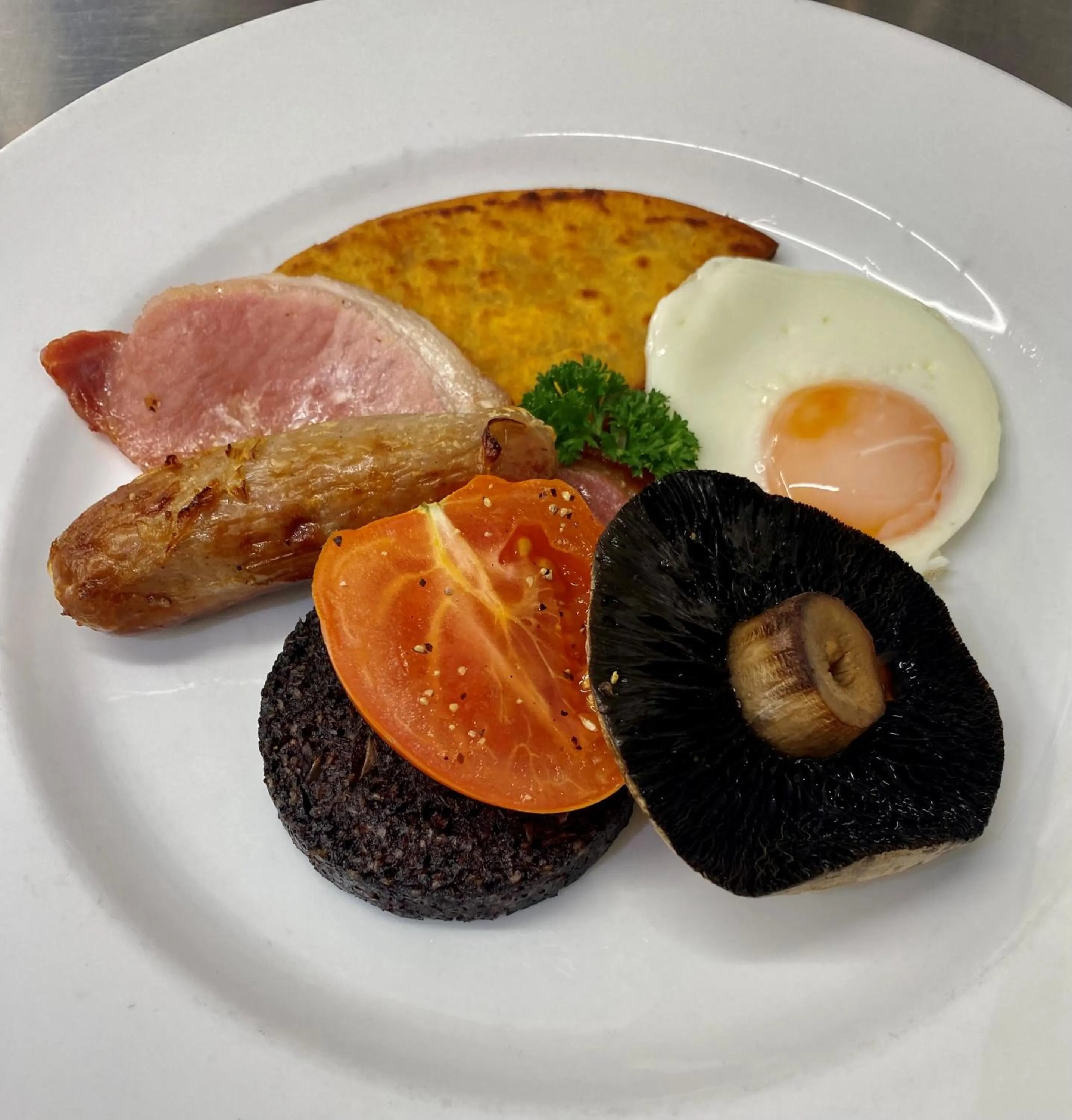 Breakfast in Loch Ness Inn